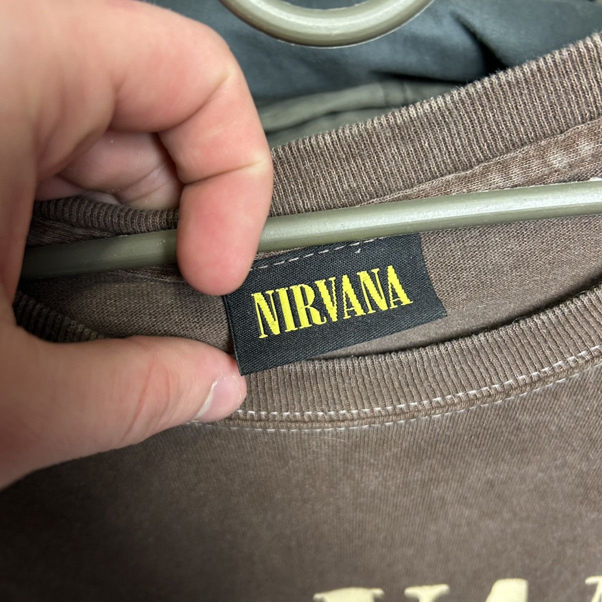 Band Tees Vintage Nirvana Big Smiley Logo Rock band brown tee size XL Size US XL / EU 56 / 4 - 6 Thumbnail
