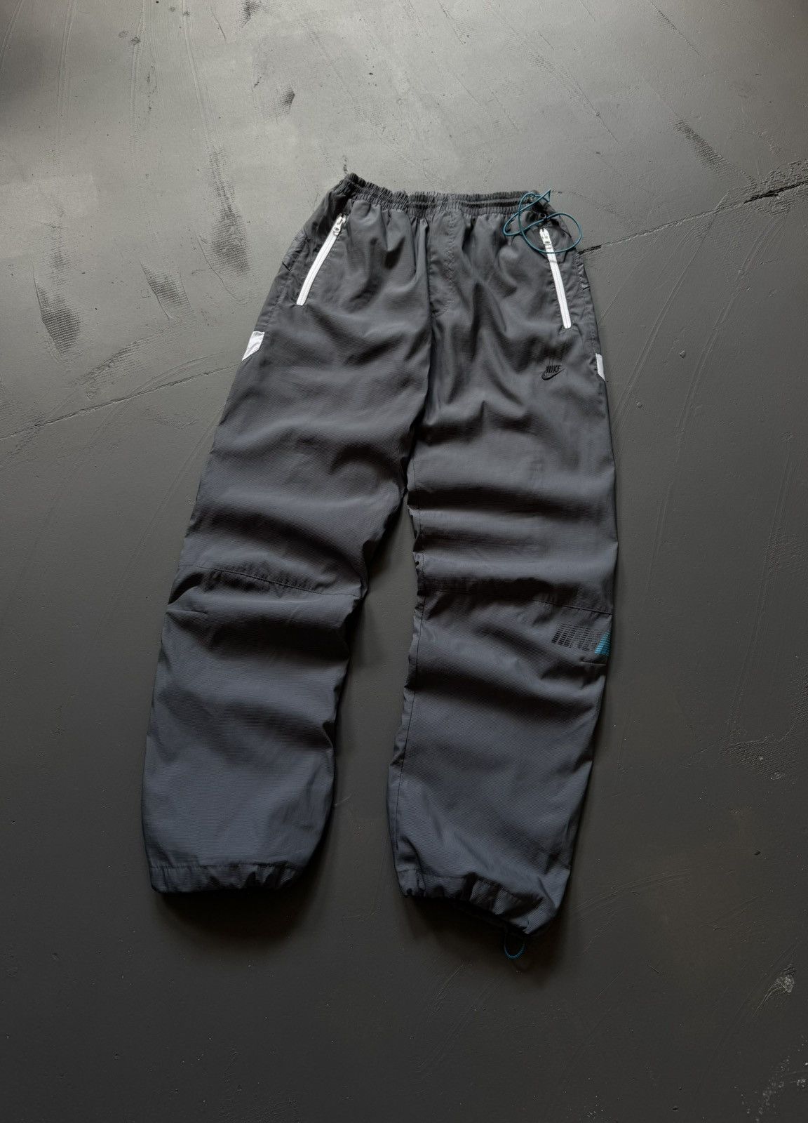 Pre-owned Nike 00s  Vintage Nylon Baggy Airmax Joggers Drill Pants Y2k In Gray