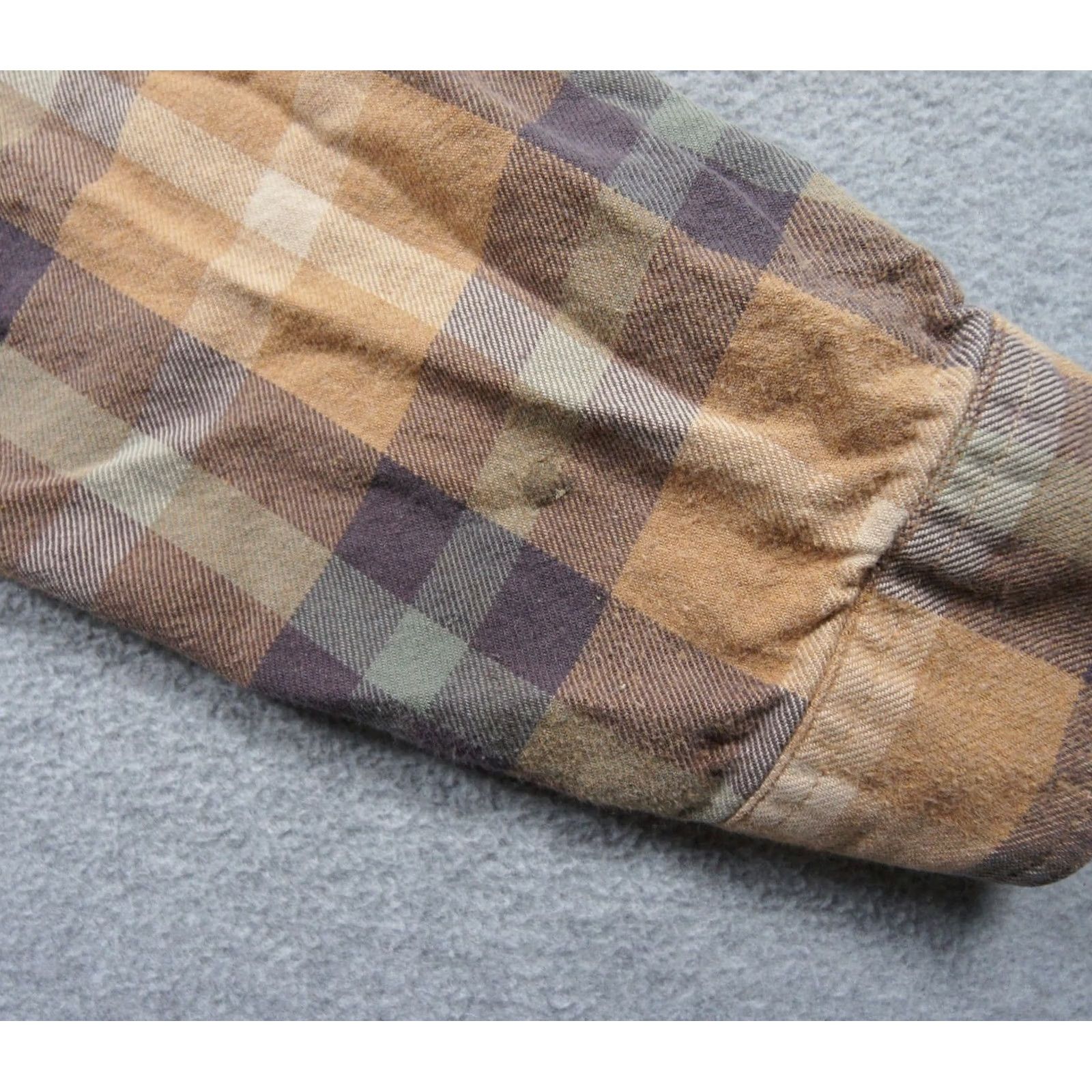 Patagonia Patagonia Shirt Mens Large Beige Button Down Fjord Flannel Plaid Outdoors Adult Size US L / EU 52-54 / 3 - 7 Thumbnail