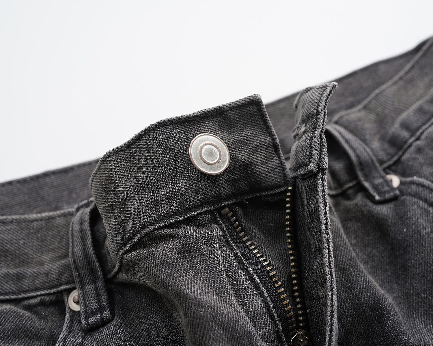 Japanese Brand × Jean × Vintage Irregular lines Pockets Washed Black Baggy Jeans Size US 31 - 4 Thumbnail