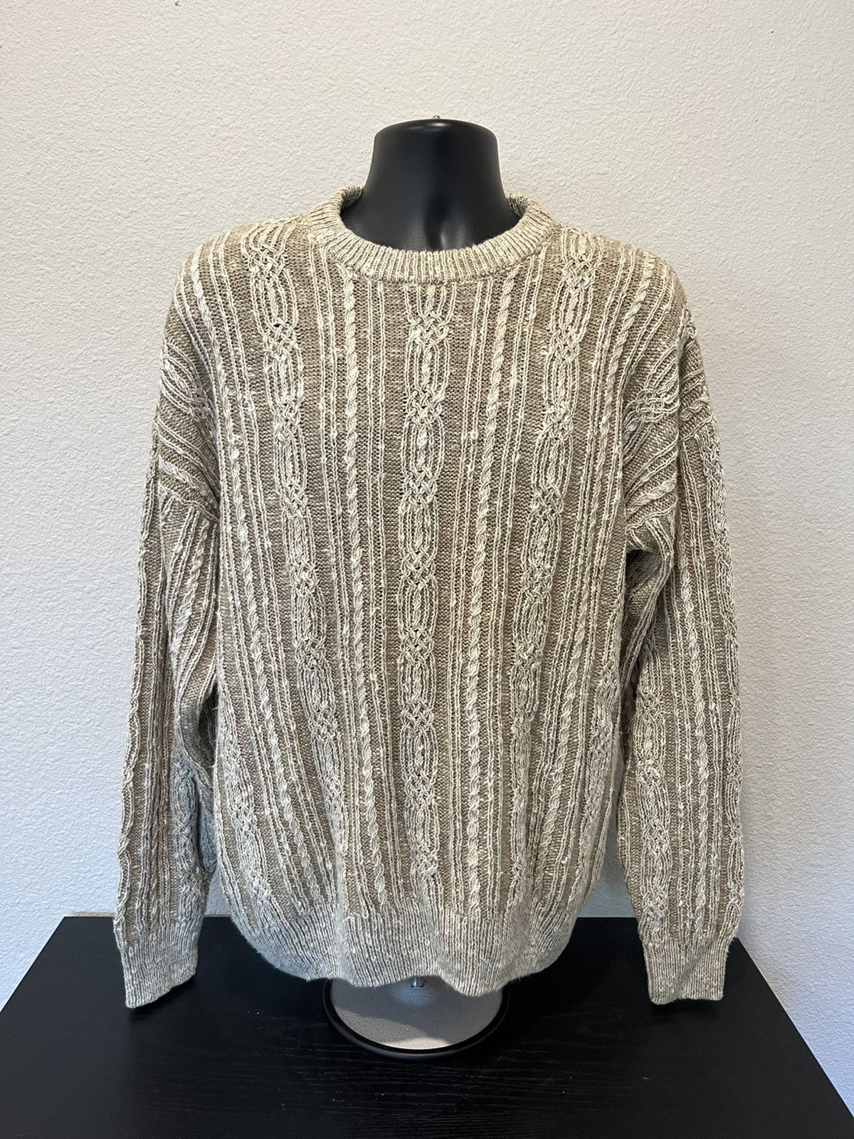 Vintage Vintage 90s Bachrach cable knit sweater Size US M / EU 48-50 / 2 - 1 Thumbnail
