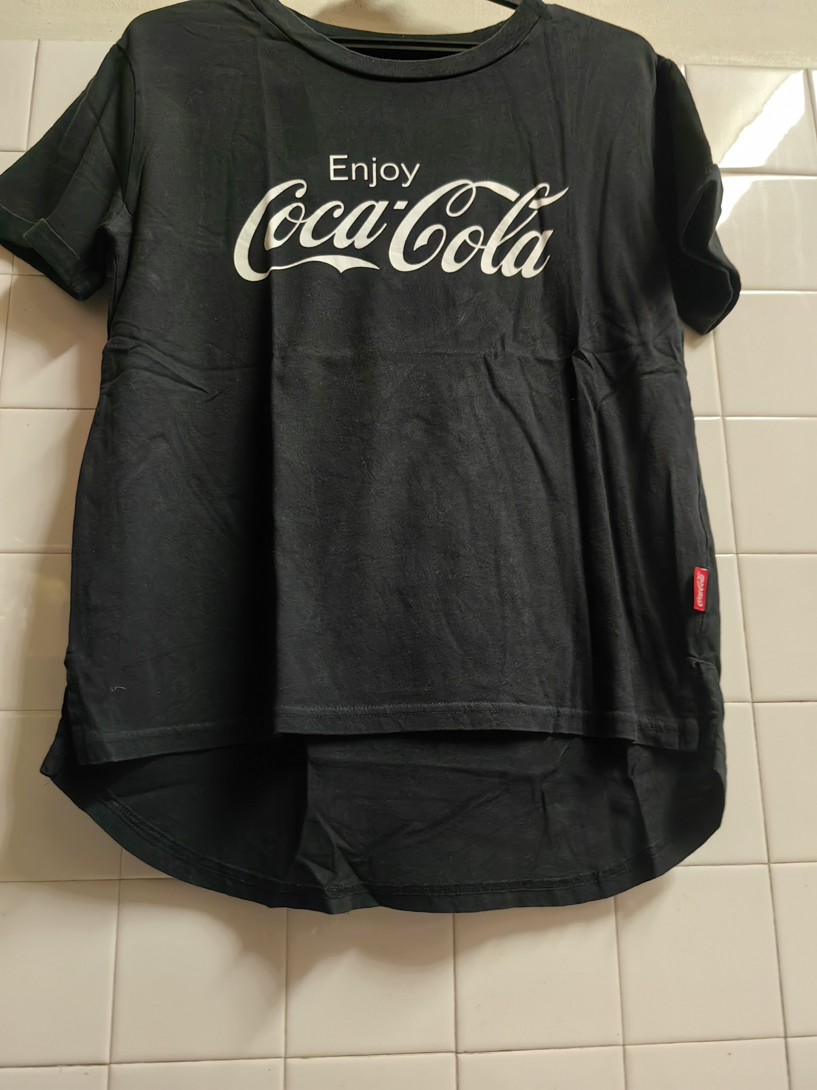 GU Enjoy Coca-Cola GU tshirt Size S / US 4 / IT 40 - 3 Thumbnail