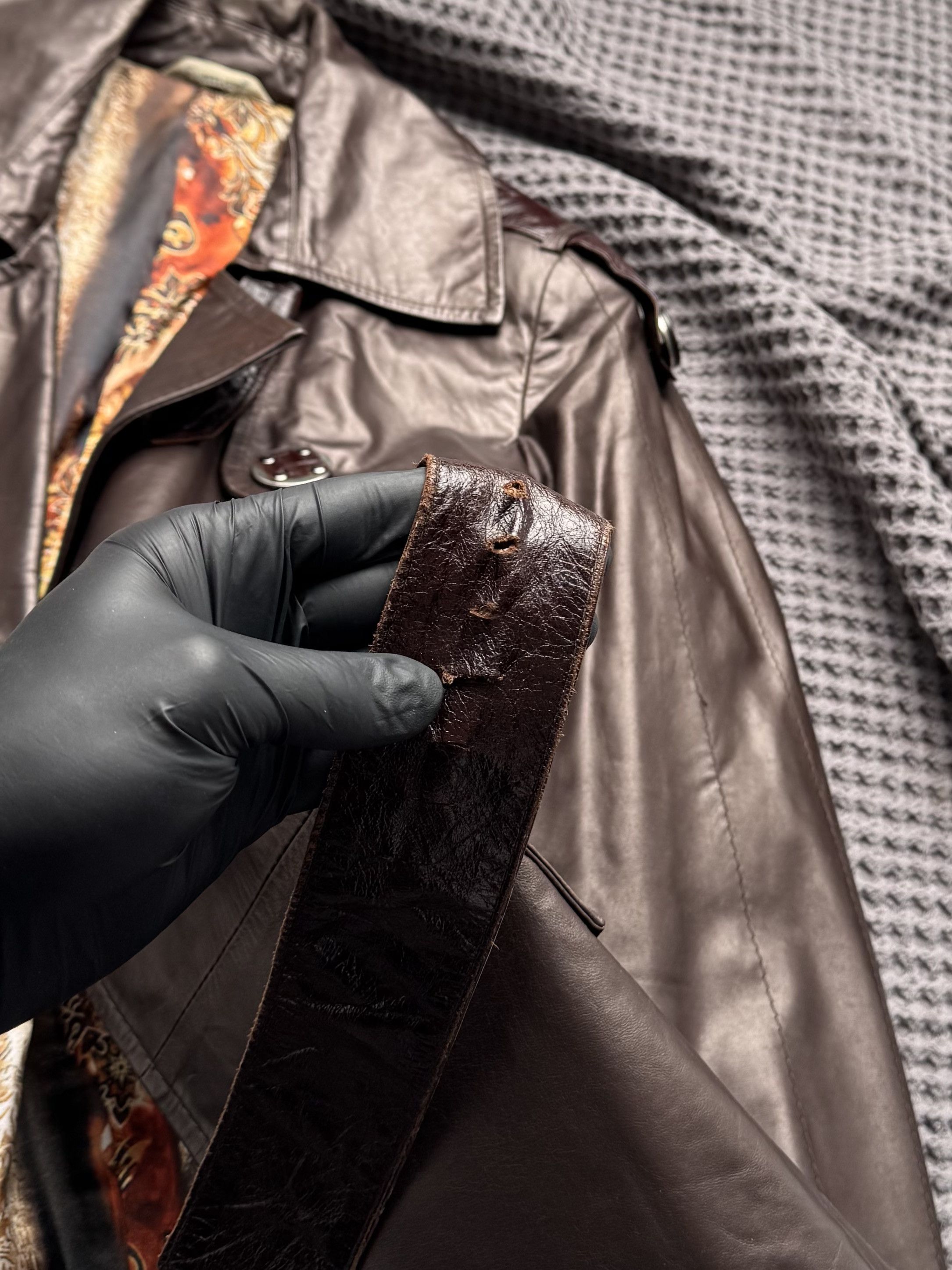 Vintage Vintage Leather Trench Jacket Belted Double Breasted Coat Size S / US 4 / IT 40 - 5 Thumbnail
