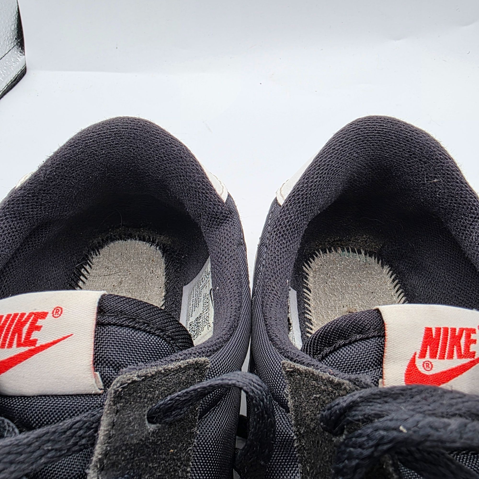 Nike Nike Daybreak Womens Size 9 Black White Red Shoes Athletic W Size US 9 / IT 39 - 9 Thumbnail