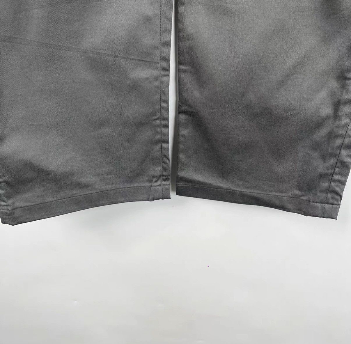 Burberry Burberry Grey Logo Embroidered Casual Pants K12 Size US 42 / EU 58 - 4 Thumbnail