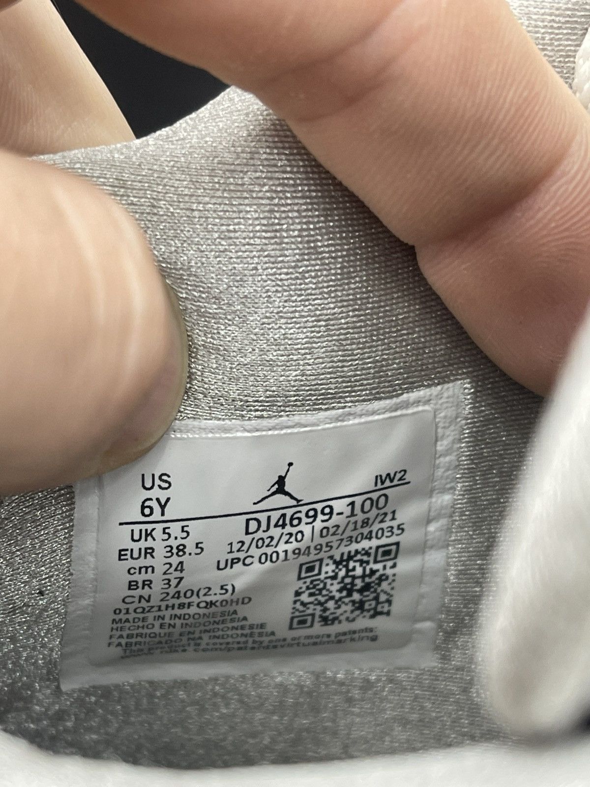 Jordan Brand Size 6y - Jordan 4 Retro Oreo White Size US 6 / EU 39 - 10 Thumbnail