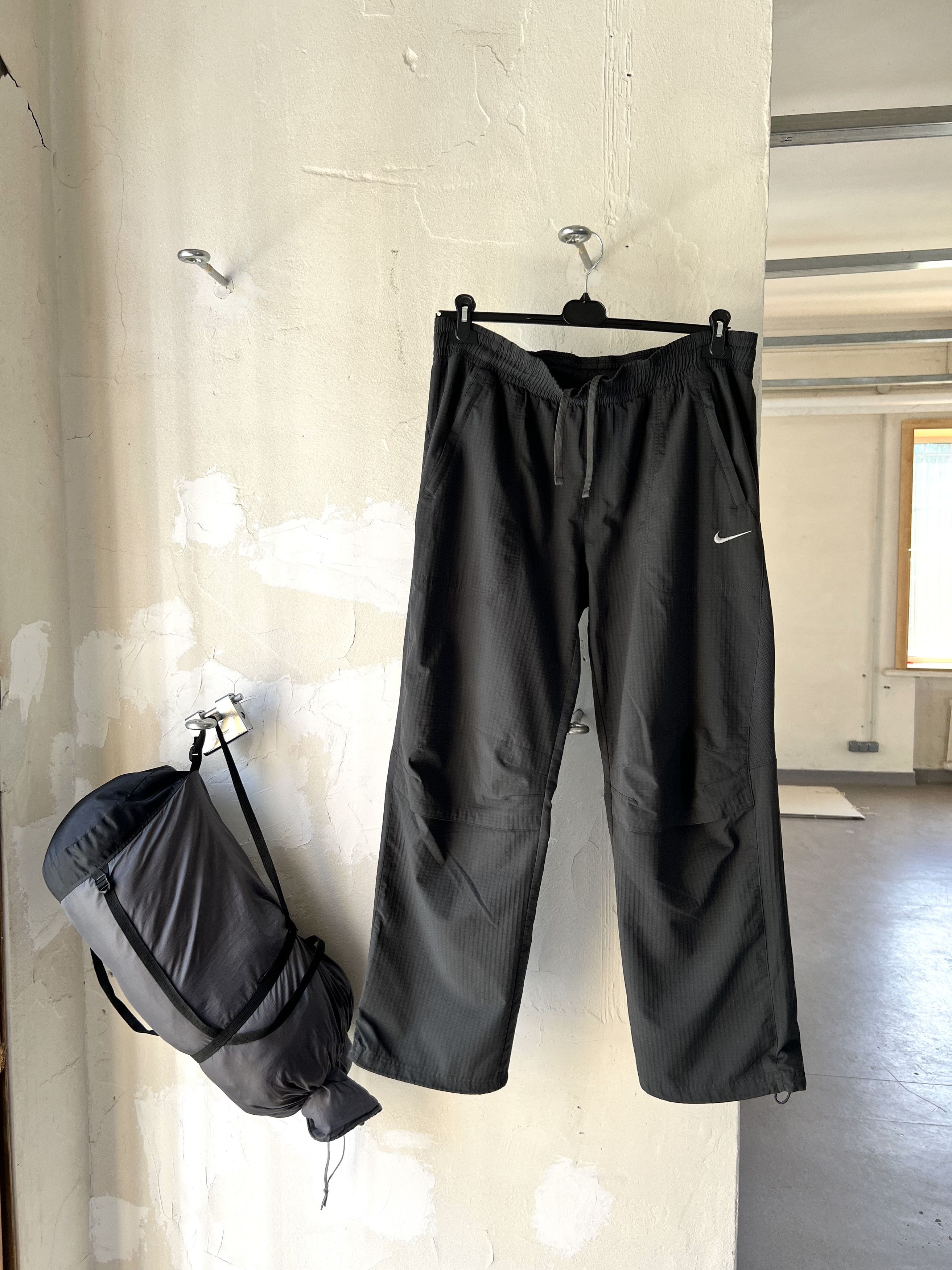 Nike ACG Nike Athletic Fit Baggie Cargo Joggers Symmetric Size US 36 / EU 52 - 1 Thumbnail