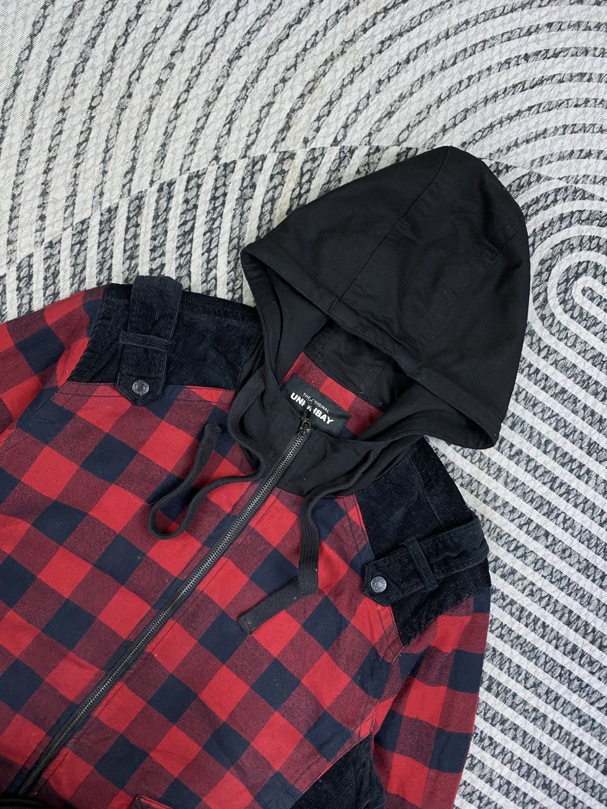 UNIONBAY Vintage UNIONBAY Red & Black Checked Zip-Up Hooded Jacket Size US M / EU 48-50 / 2 - 6 Thumbnail