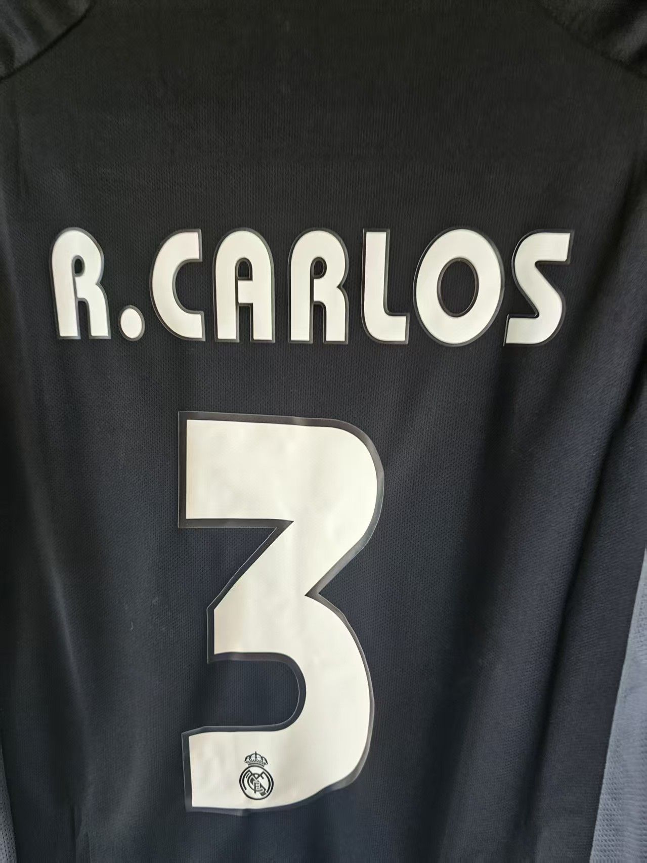 Other Real Madrid #3 Roberto Carlos Jersey Size US XL / EU 56 / 4 - 5 Thumbnail