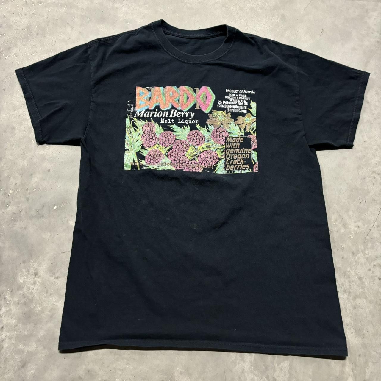 Japanese Brand × Vintage Crazy Vintage Y2K/2000s Obscure Trippy Psychedelic Crack Berries Hippie Graphic Tee! Size US L / EU 52-54 / 3 - 1 Thumbnail
