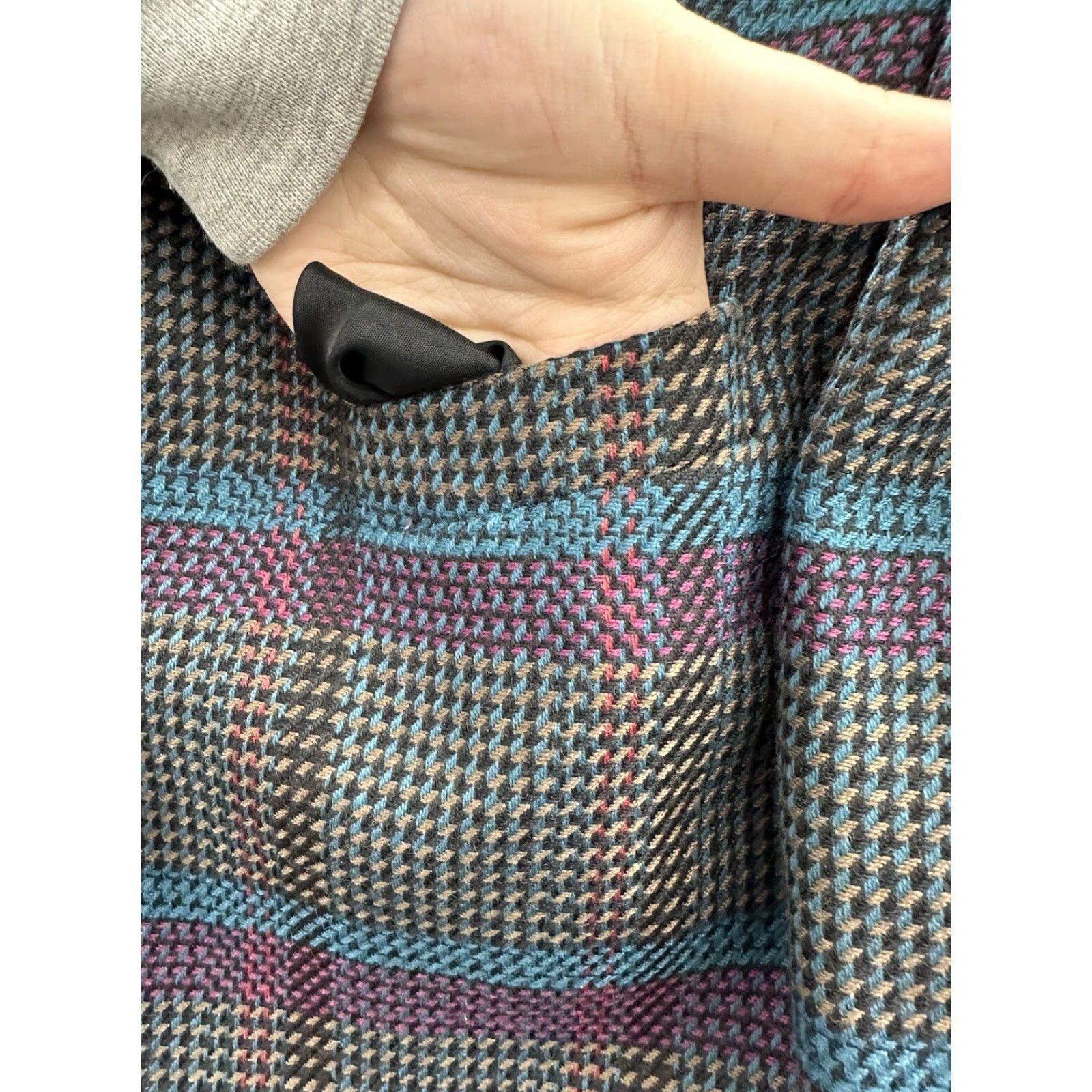 Vintage VINTAGE Emily Blazer Shirt Womens 10 Plaid Tweed Wool Blend Long Sleeve Button Up Black Size L / US 10 / IT 46 - 4 Thumbnail