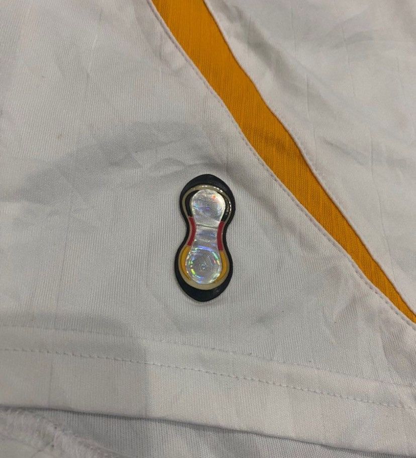 Other German 2006 jersey Size US M / EU 48-50 / 2 - 5 Thumbnail
