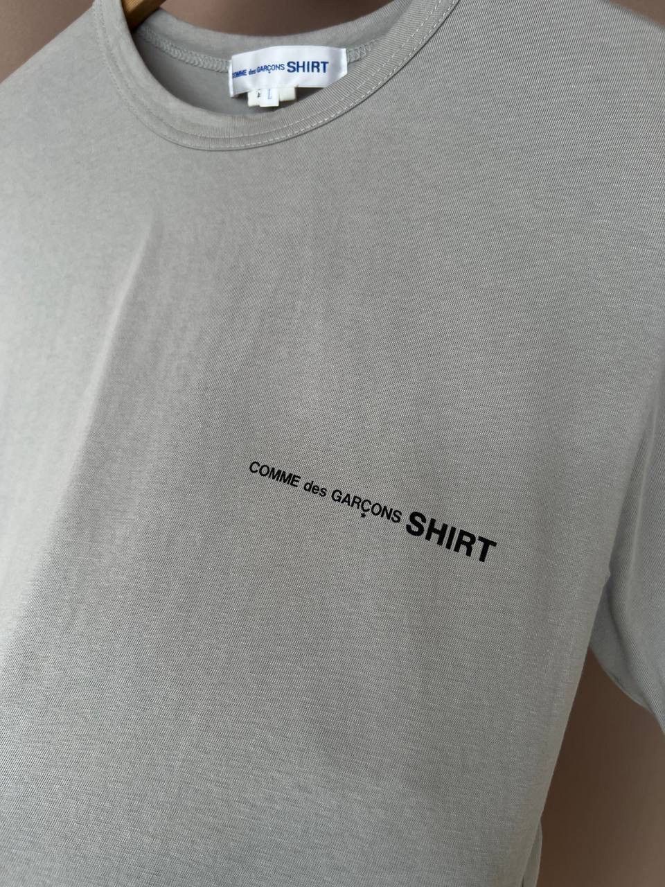 Comme des Garcons Comme Des Garcons Logo-Print T-Shirt Mens Size L Basic Logo Size US L / EU 52-54 / 3 - 9 Thumbnail