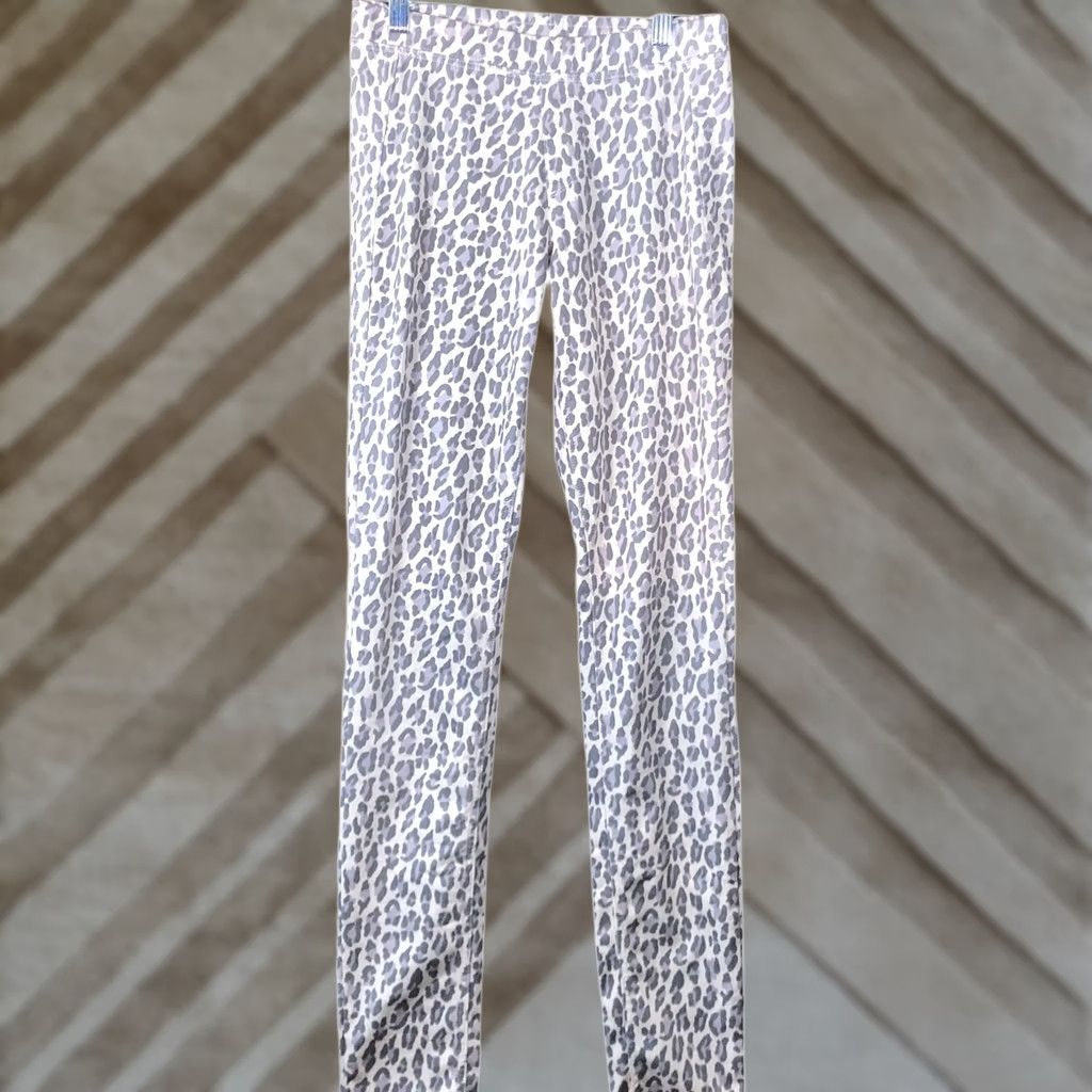 Uniqlo UniQlo Womens Pants Gray Leopard Print Pull On Straight Leg Stretch Small Size 26" / US 2 / IT 38 - 1 Thumbnail