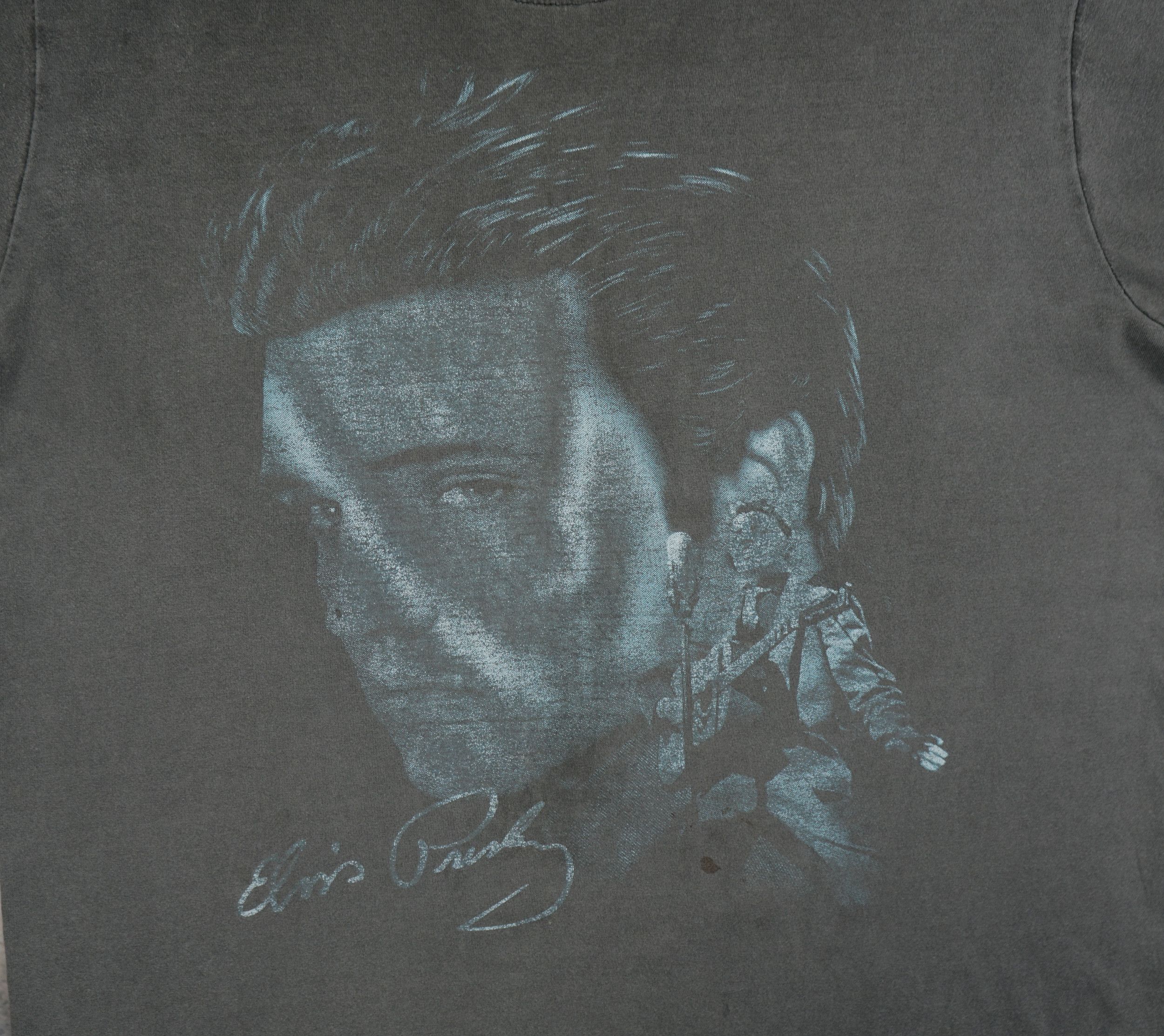 Band Tees × Vintage Vintage 90s Elvis Presley Distressed T-Shirt Size US L / EU 52-54 / 3 - 2 Thumbnail