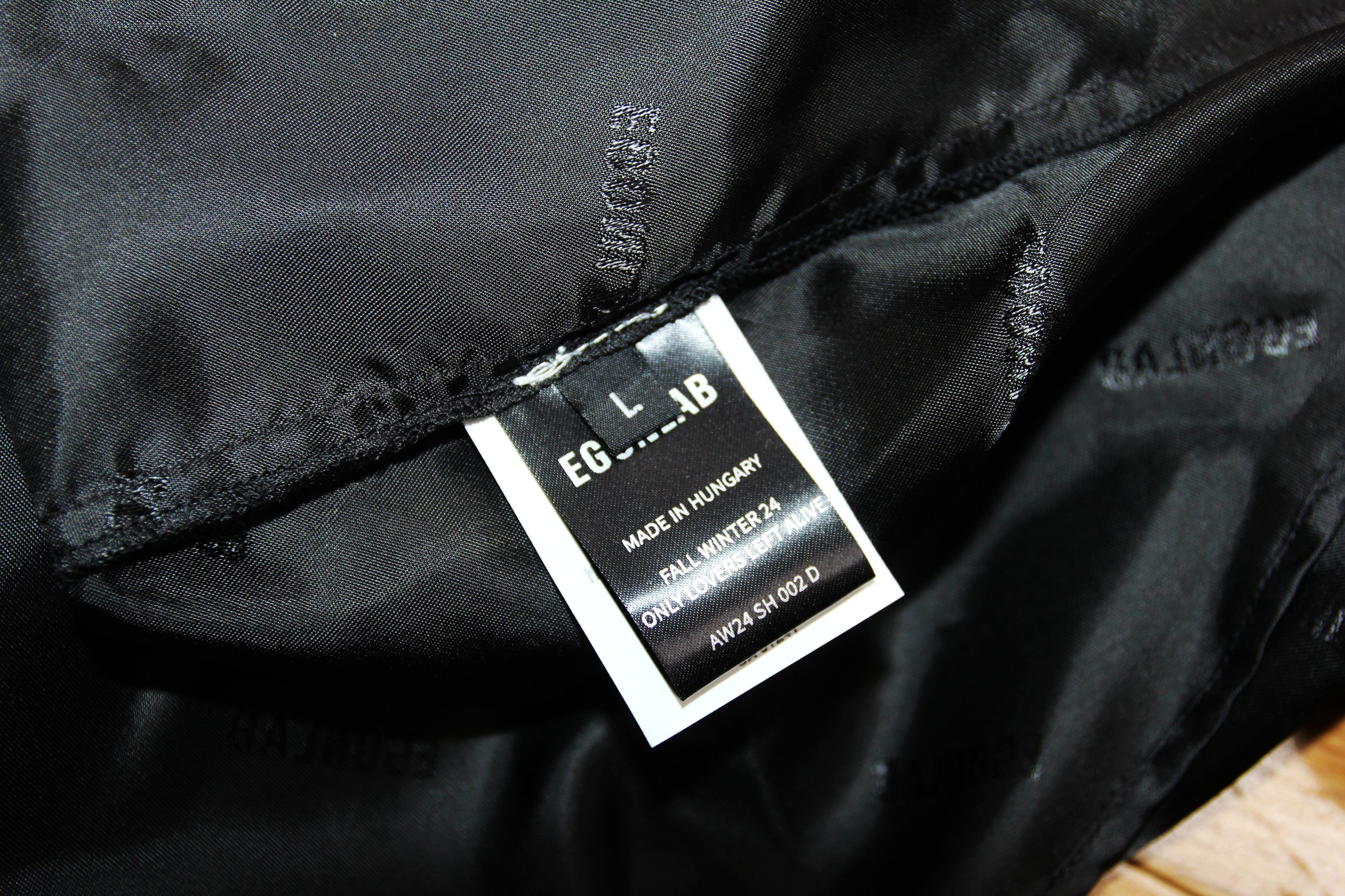 Egon Lab BNWT AW24 EGONLAB LOGO PRINT LONGUE SLEEVE SHIRT L Size US L / EU 52-54 / 3 - 10 Thumbnail