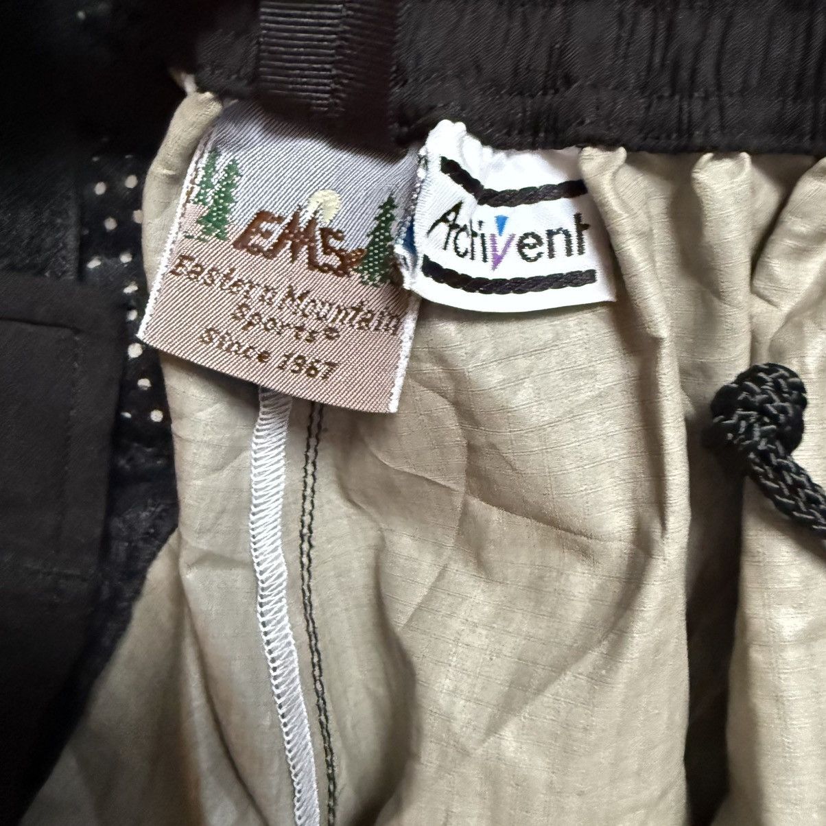 Eastern Mountain Sports Vintage EMS Activent Packable Pants Size US 38 / EU 54 - 7 Thumbnail