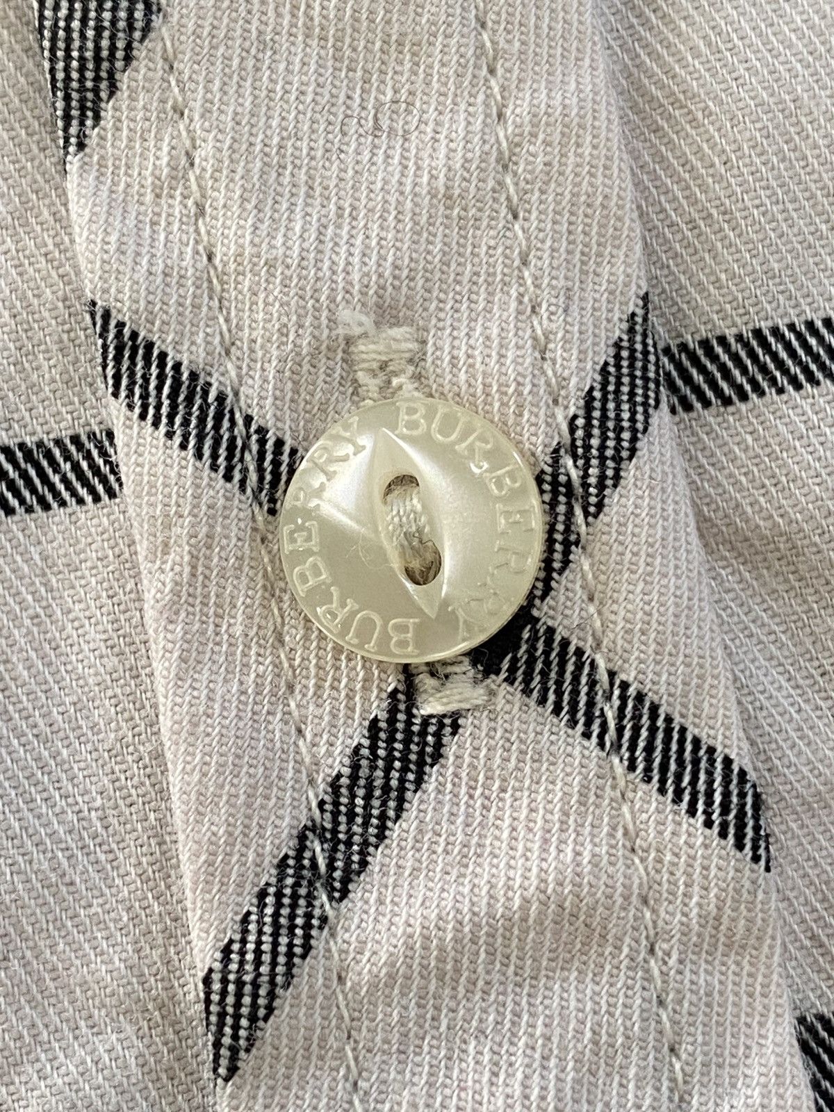 Burberry Burbbery shirt with nova check Size US M / EU 48-50 / 2 - 5 Thumbnail