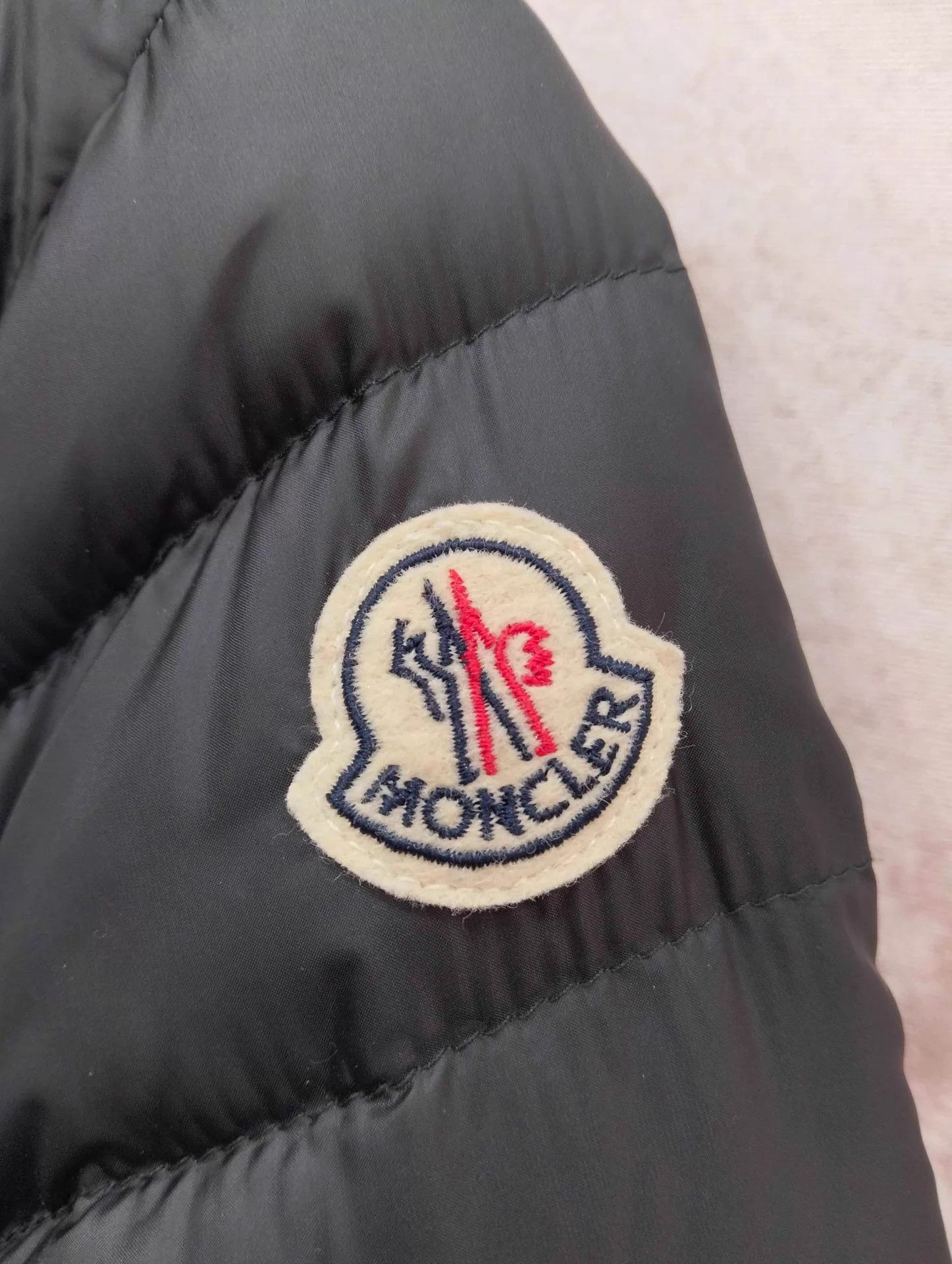 Moncler Moncler Stand Collar Logo Short Puffer Jacket 1 Size S / US 4 / IT 40 - 7 Thumbnail