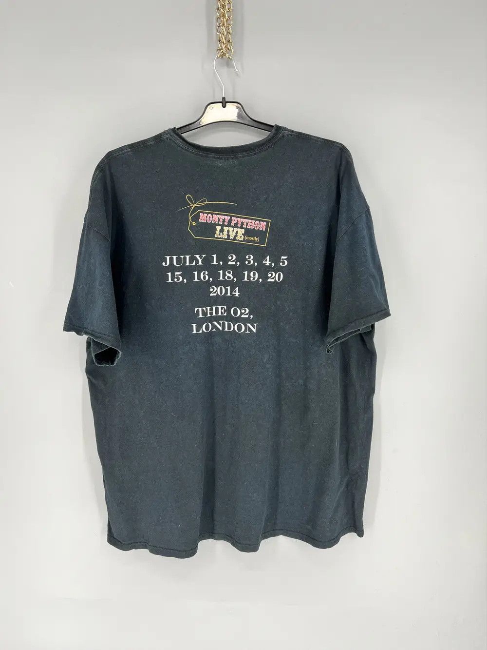 Band Tees RARE VINTAGE MONTY PYTHON TOUR UK COMEDY TROUPE TEE T SHIRT Size US XXL / EU 58 / 5 - 8 Thumbnail