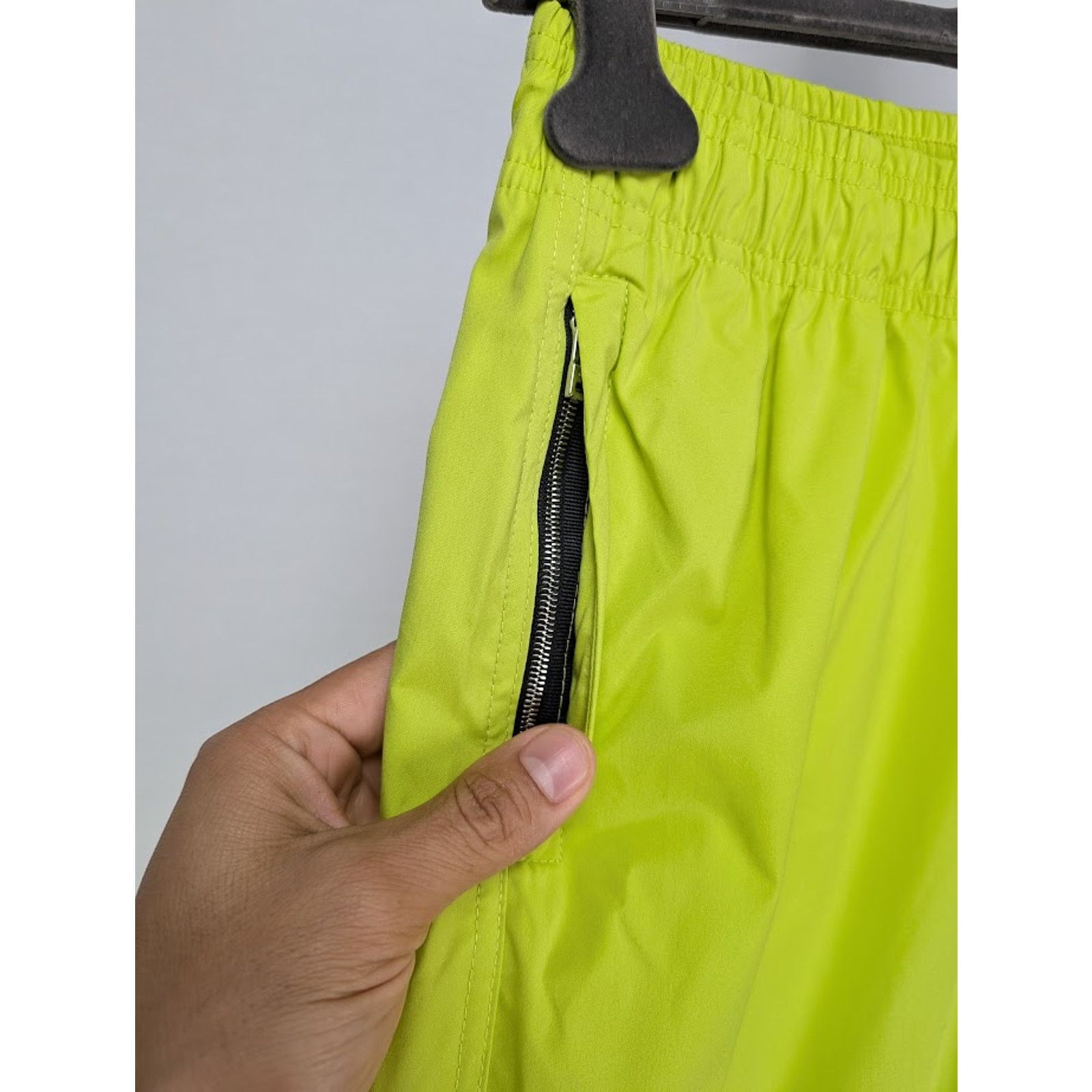 Amiri o1rshd1 Core Logo Swim Trunk Shorts in Lime Size US 32 / EU 48 - 2 Thumbnail