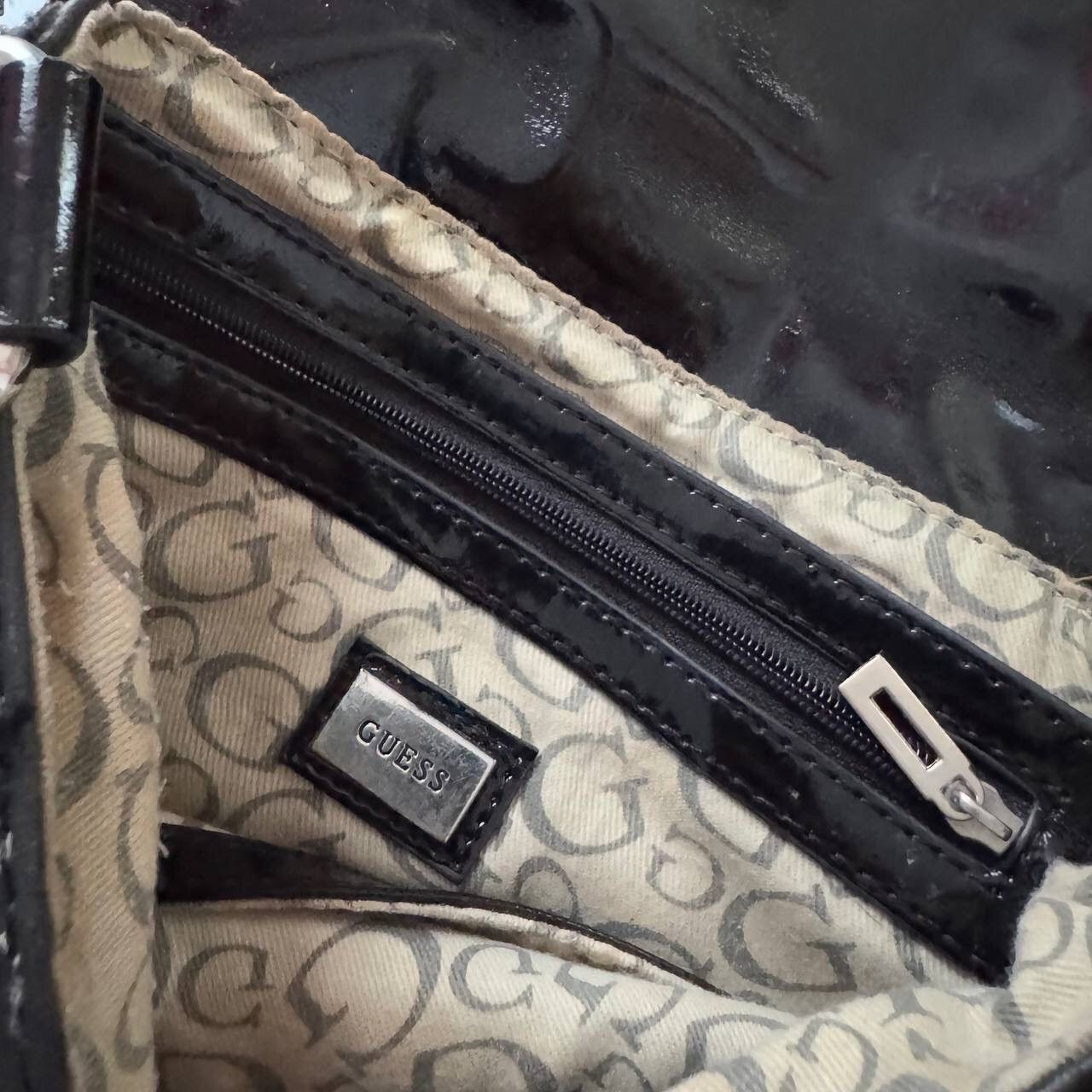 Guess × Hysteric Glamour × Japanese Brand Guess Y2K Vintage Amazing Leather Crossbody Bag Size ONE SIZE - 10 Thumbnail