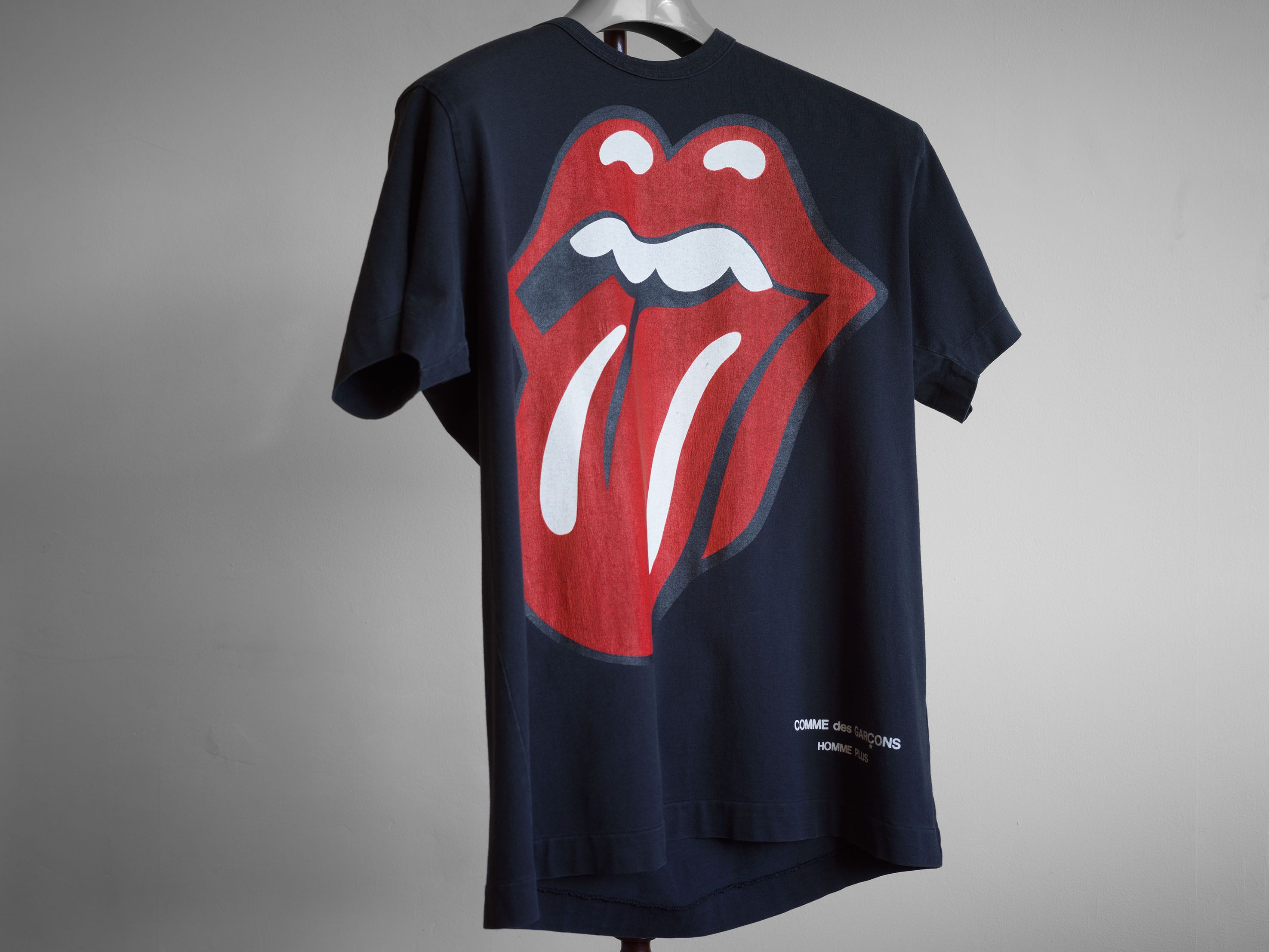 Comme des Garcons Homme Plus × The Rolling Stones SS2006 COMME des GARÇONS HOMME PLUS x ROLLING STONES T-SHIRT Size US L / EU 52-54 / 3 - 3 Thumbnail
