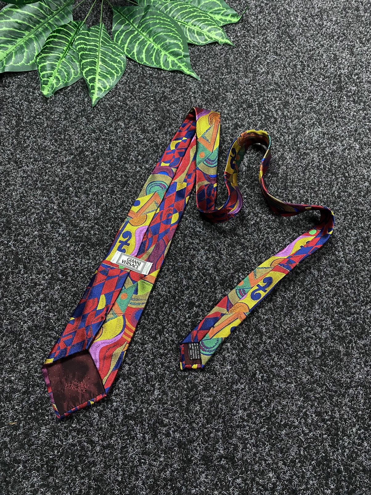 Versace × Vintage VINTAGE GIANNI VERSACE TIE Size ONE SIZE - 8 Thumbnail