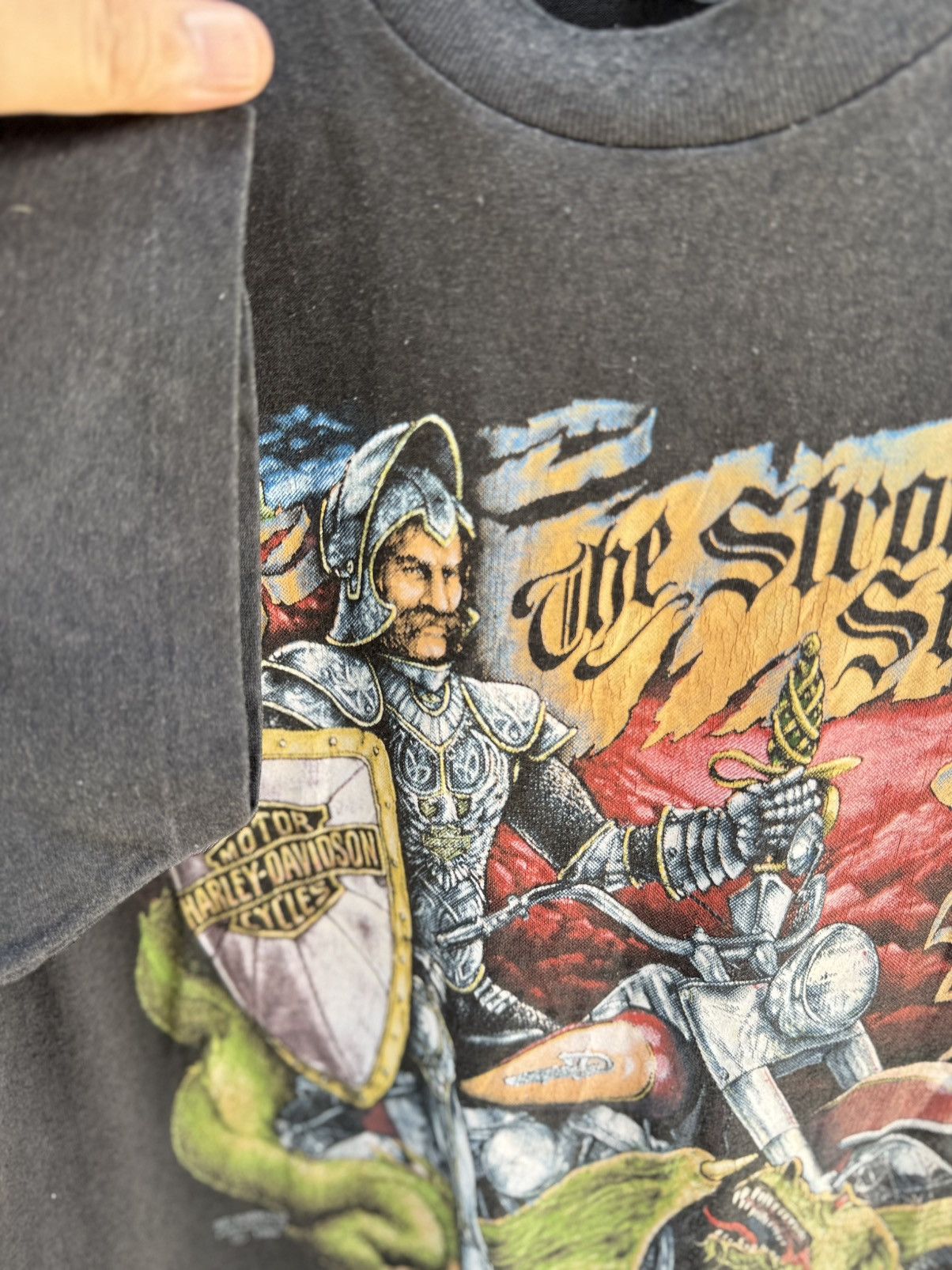 Harley Davidson Vintage 3D Harley Davidson The Strong Survive Faded Tee Size US L / EU 52-54 / 3 - 7 Thumbnail