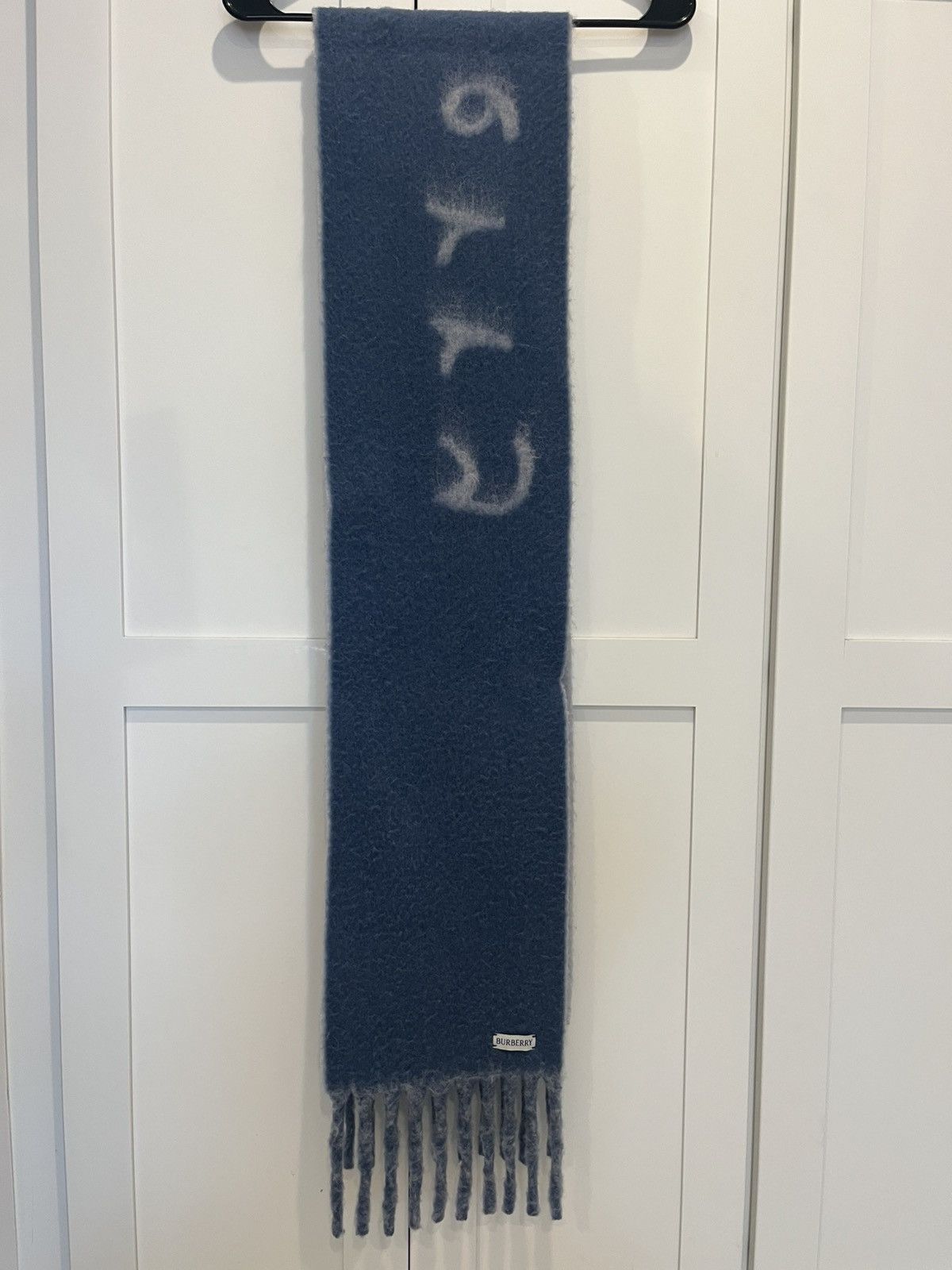 Burberry Burberry Scarf Size ONE SIZE - 1 Thumbnail