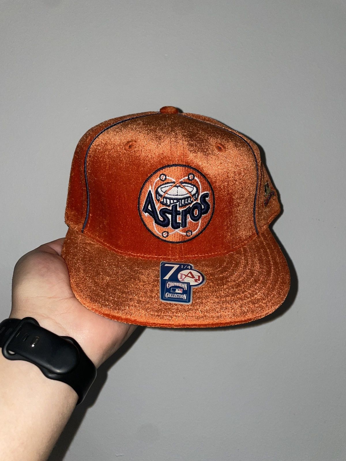 American Needle × MLB VINTAGE Rare Velvet Houston Astros Fitted Sz 7 1/8 New Size ONE SIZE - 1 Thumbnail