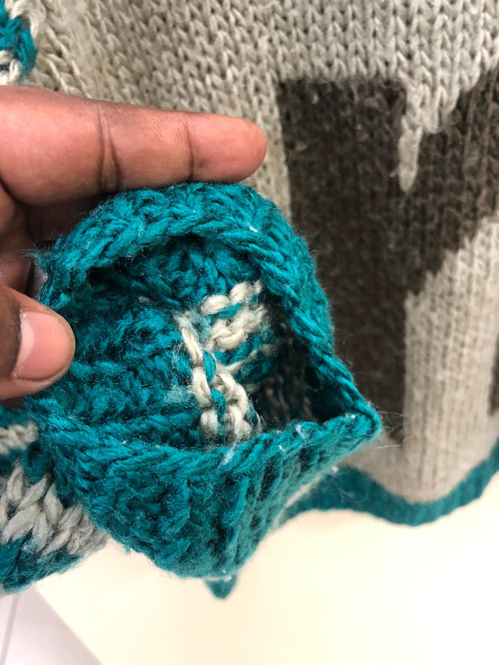 Handmade vintage 100 handknit MAISON de TRICOT 💯 acrylic material Size US L / EU 52-54 / 3 - 6 Thumbnail