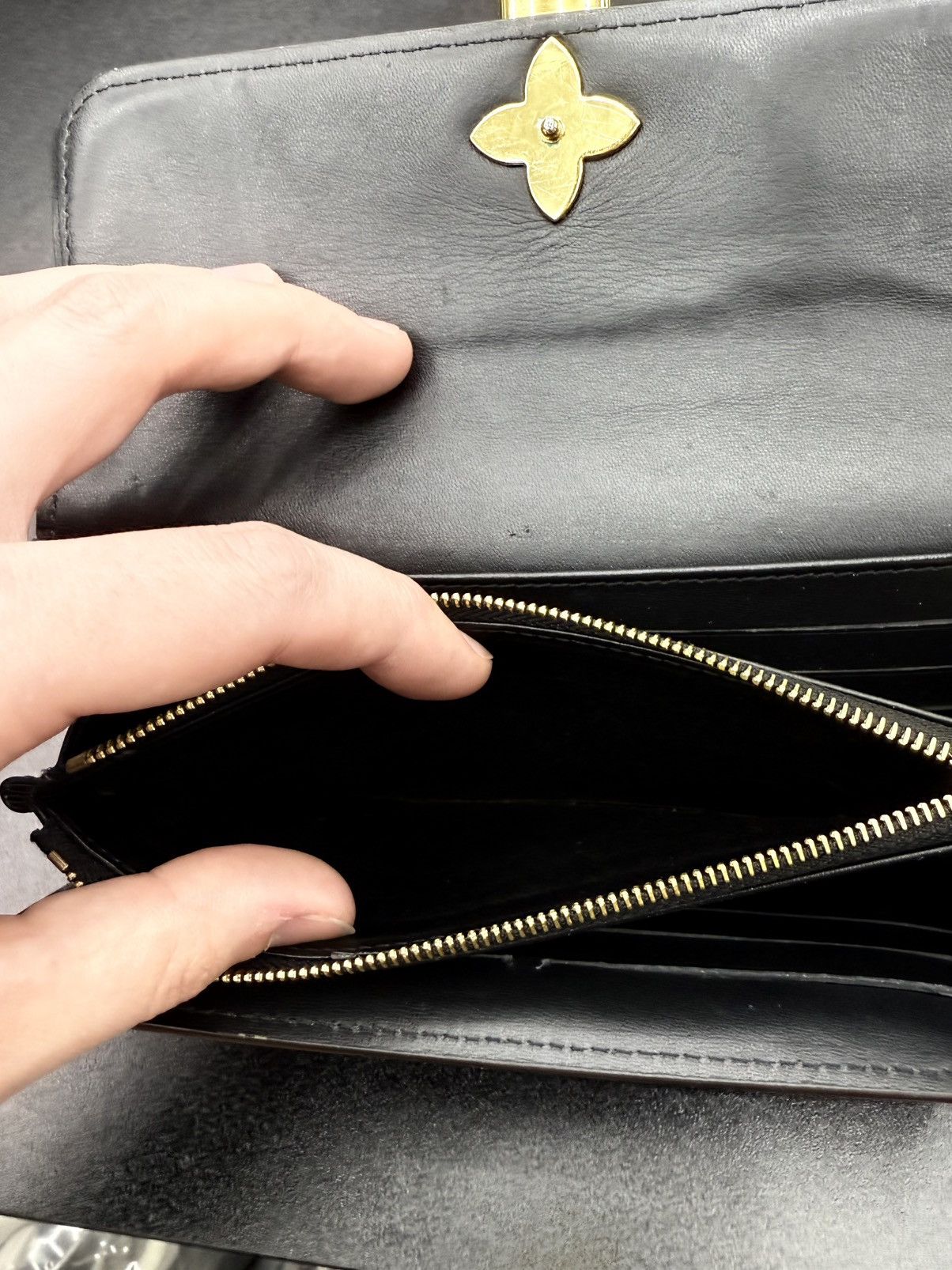 Louis Vuitton Louis Vuitton Monogram Brown Flap Wallet Clutch Gold Lock Size ONE SIZE - 20 Thumbnail