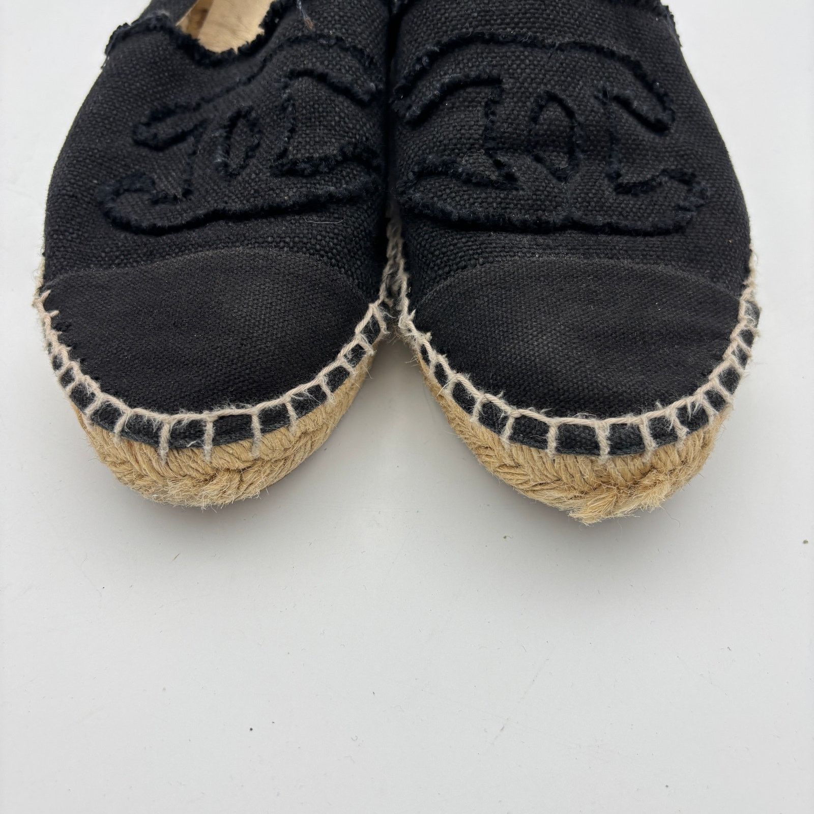 Chanel Chanel CC Logo Canvas Black Cap Toe Espadrilles Women's 40 Size US 10 / IT 40 - 12 Thumbnail
