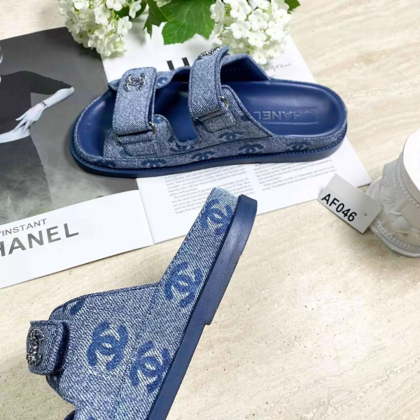 Chanel CHANEL 25P Blue Denim Flat Slide Sandals 36C Size US 5.5 / IT 35.5 - 4 Thumbnail