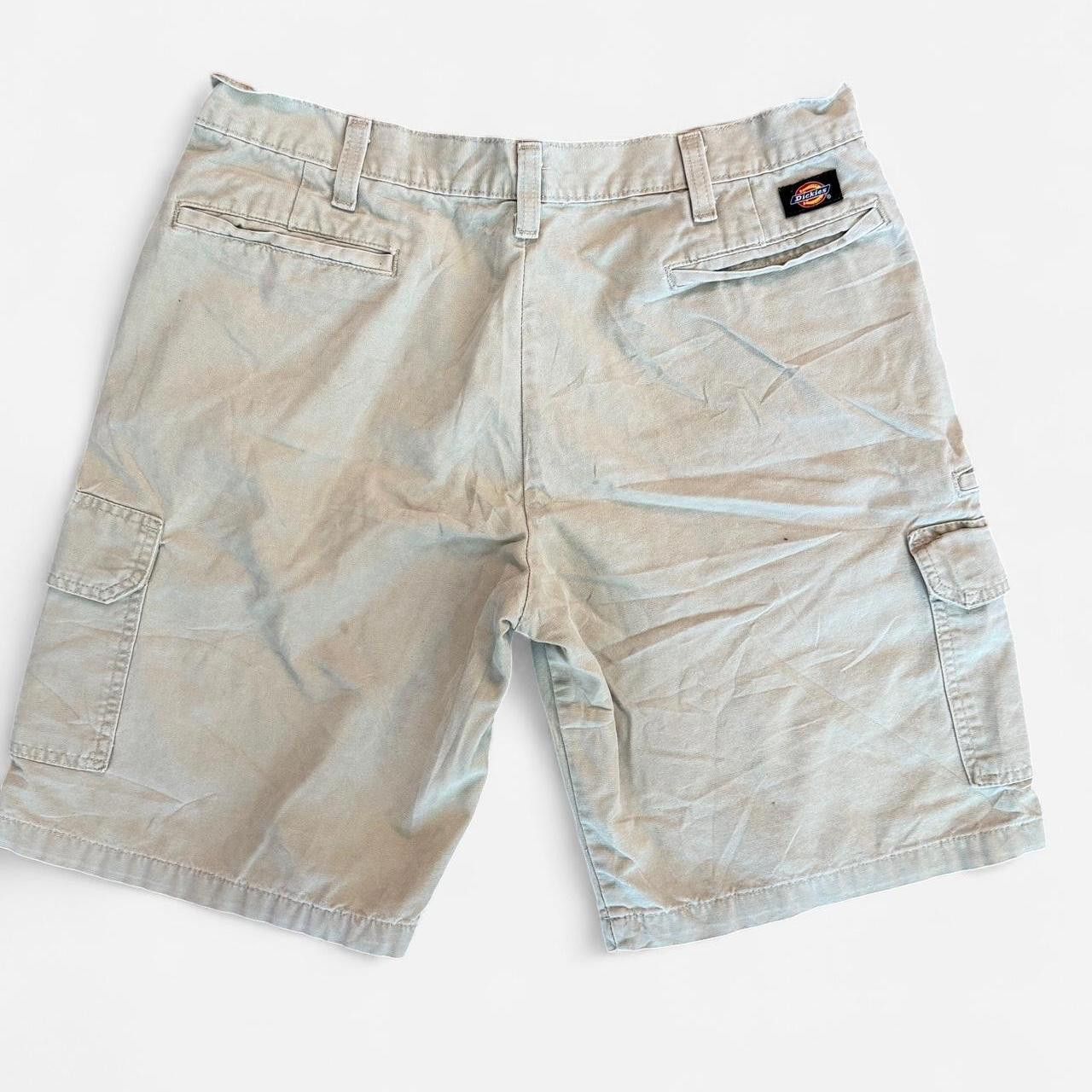 Dickies Dickies Men's tan cream Shorts Size US 34 / EU 50 - 2 Thumbnail