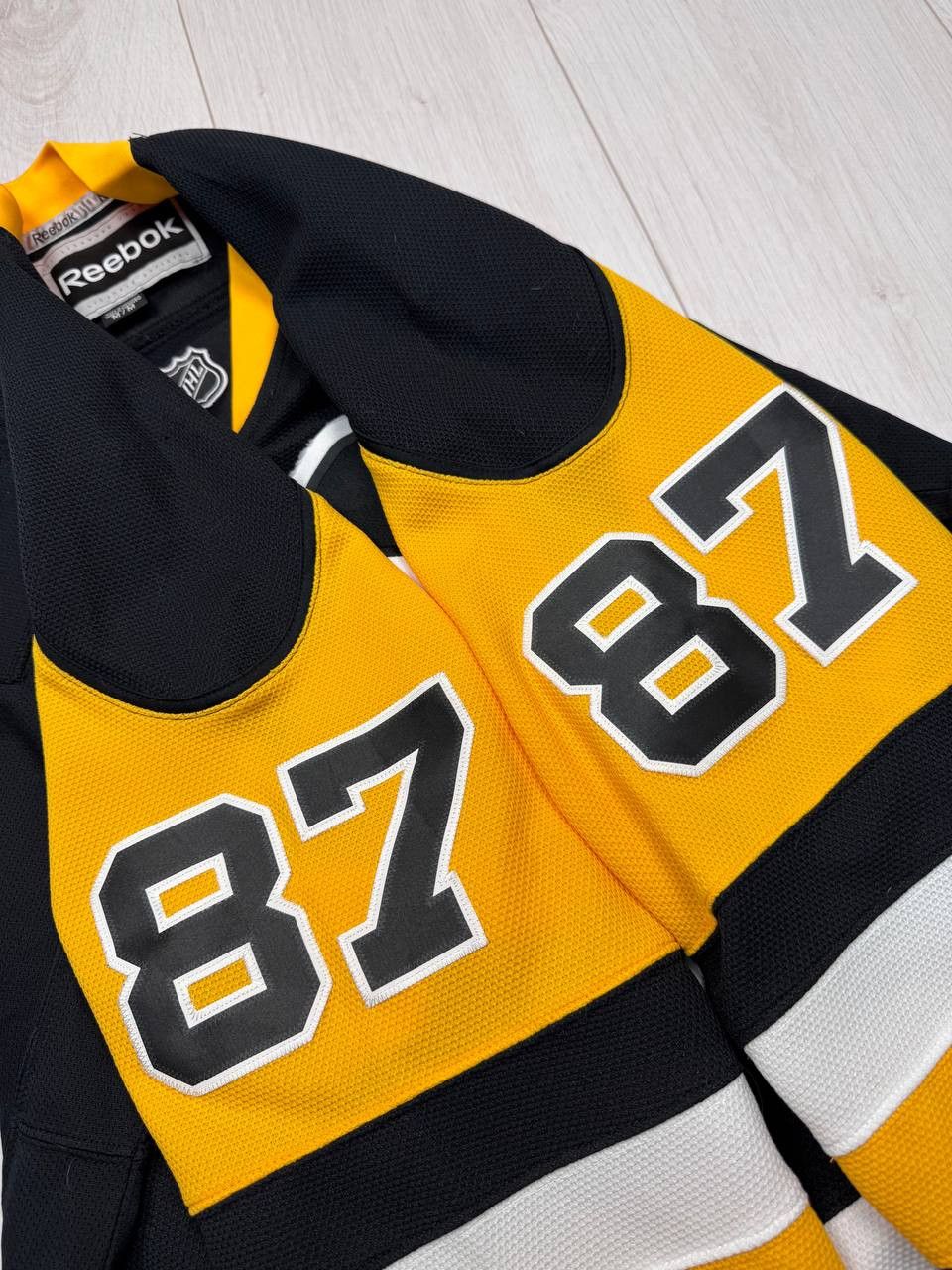 Other Reebok Pittsburgh Penguins #78 CROSBY Hockey Jersey size M Size US M / EU 48-50 / 2 - 10 Thumbnail