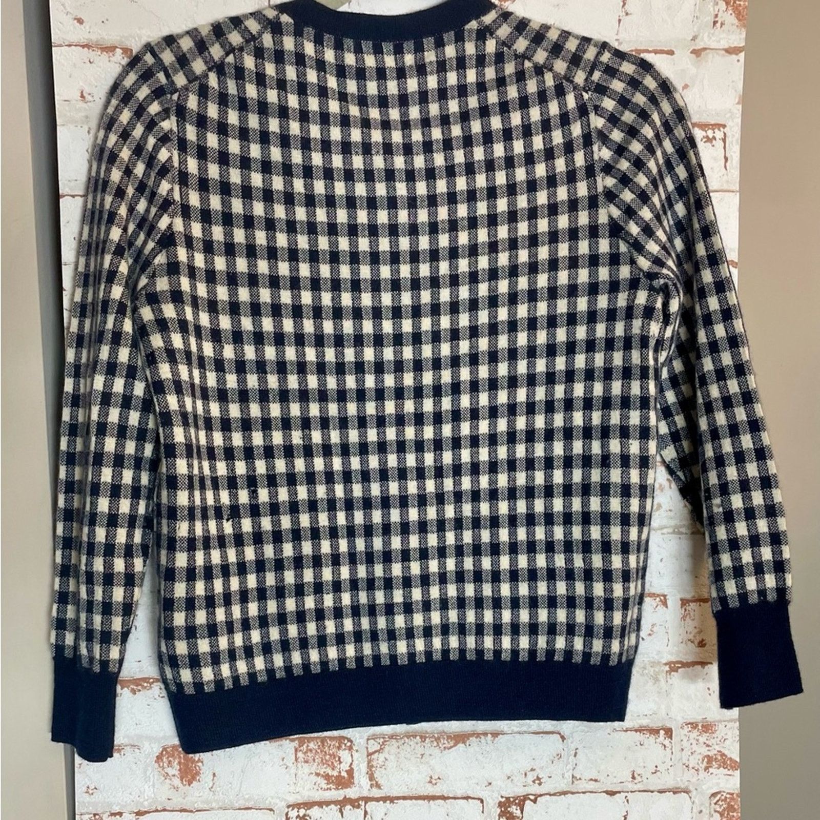 J.Crew J. Crew 100% Cashmere Navy and Cream Checkered Cardigan Size S / US 4 / IT 40 - 2 Thumbnail