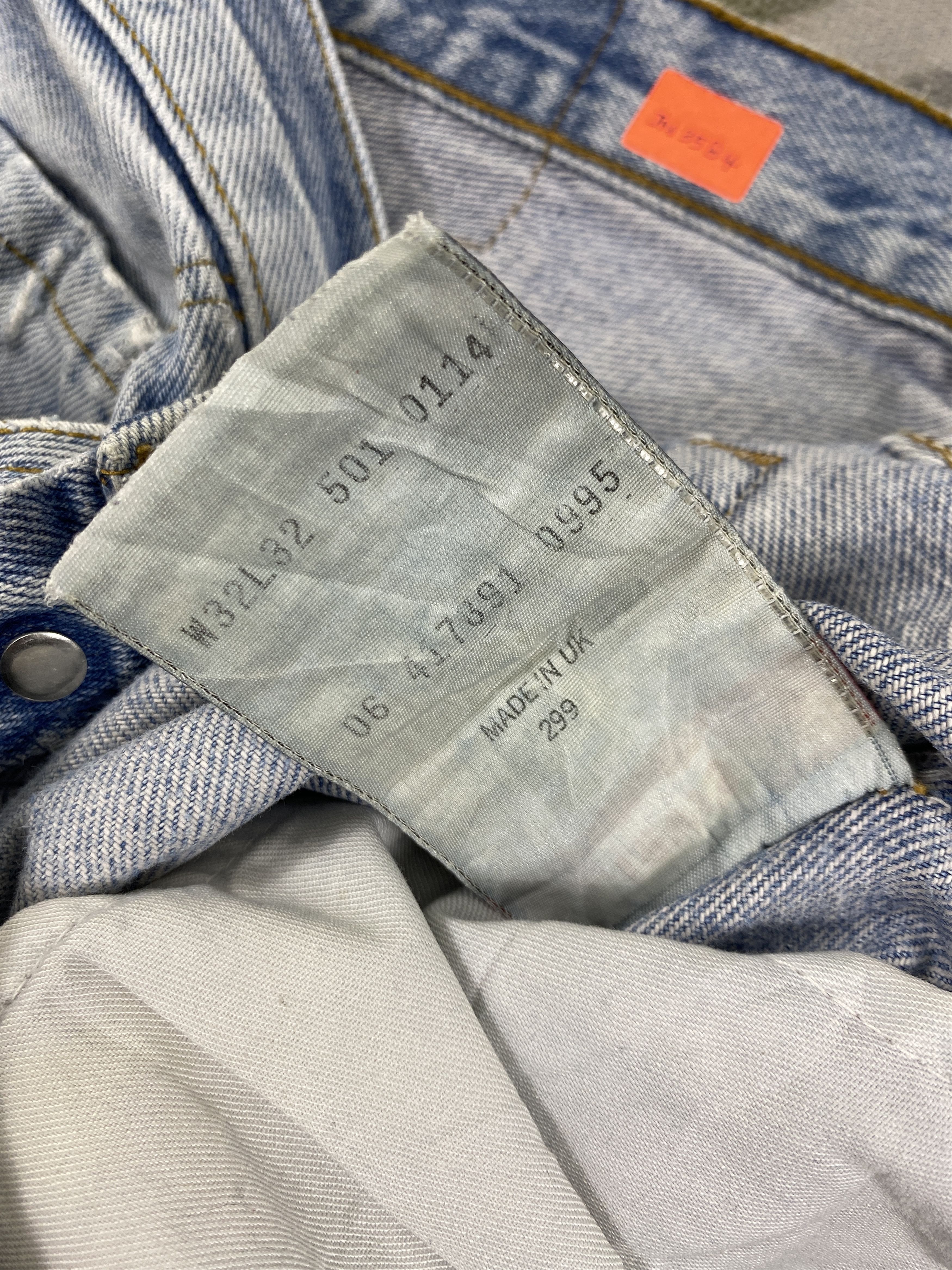 Levi's Distressed Blue Vintage Levi's 501 Jeans 31x31.5 - JN3584 Size US 31 - 10 Thumbnail