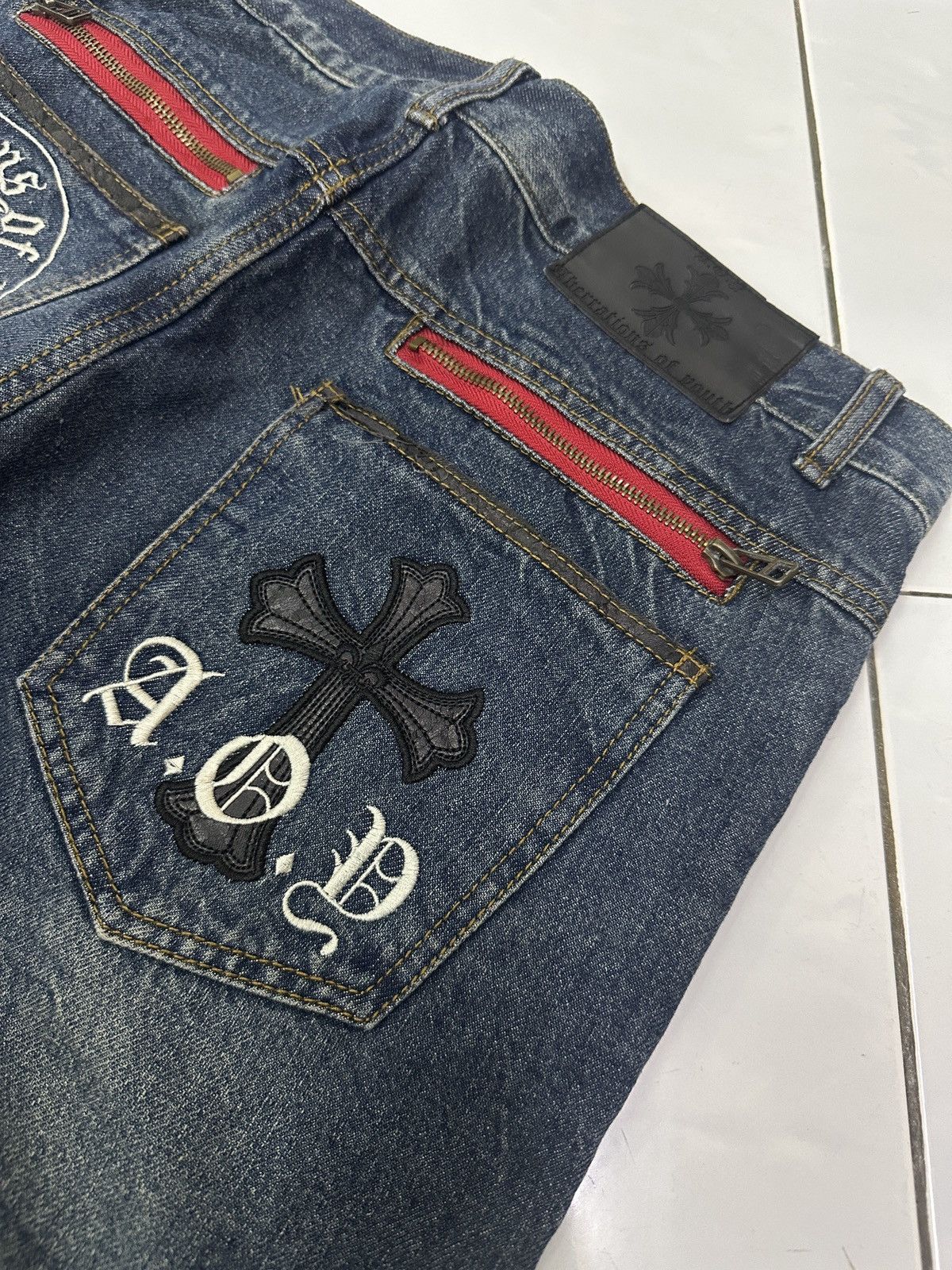 Beauty Beast × Japanese Brand A.O.Y ABERRATIONS OF YOUTH Big Cross Zipped Jeans Size US 34 / EU 50 - 13 Thumbnail