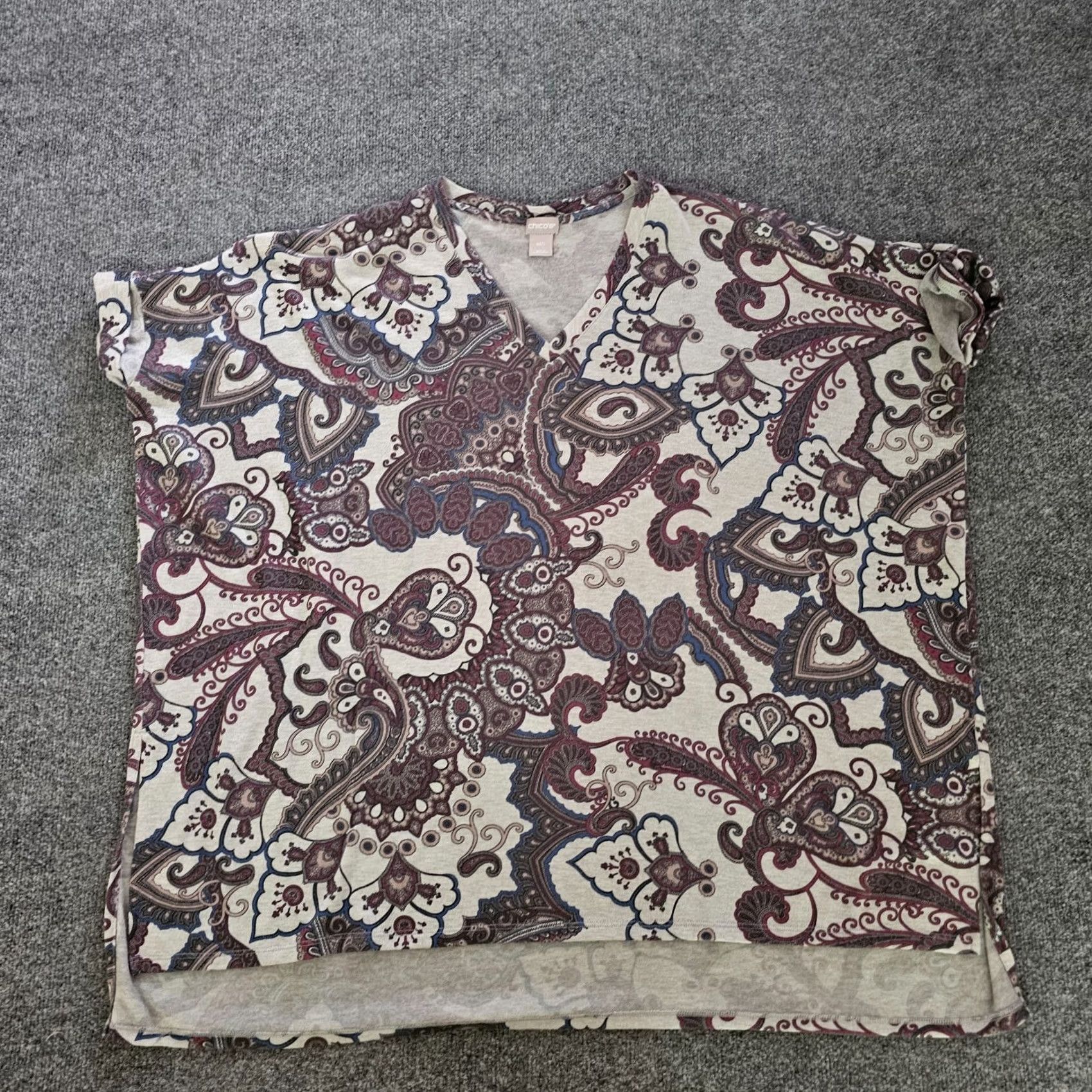 Vintage Chicos Shirt Womens Large Gray Purple Paisley Short Sleeve Knit Oversized Size L / US 10 / IT 46 - 2 Thumbnail