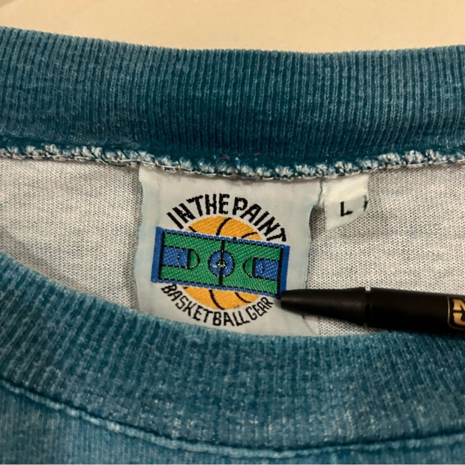Other Vintage Charlotte Hornets Striped Shirt Size US L / EU 52-54 / 3 - 3 Thumbnail