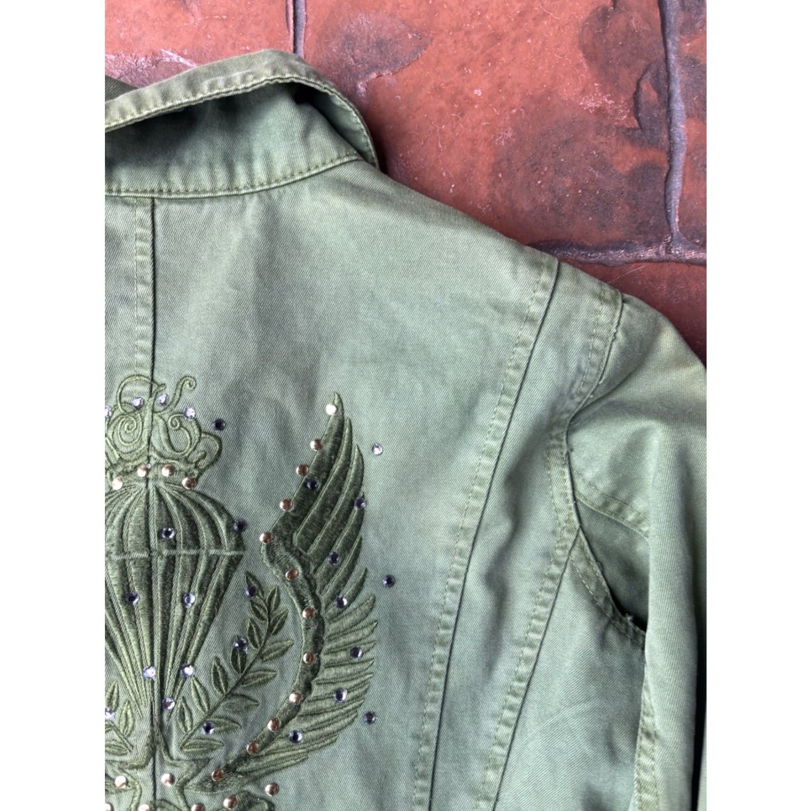 Vintage VINTAGE Kitson Military Jacket Women’s M Green Rhinestone Military Utilitarian Cotton Denim Short Sleeve? ( Note: This is no longer accurate. ) Size M / US 6-8 / IT 42-44 - 5 Thumbnail