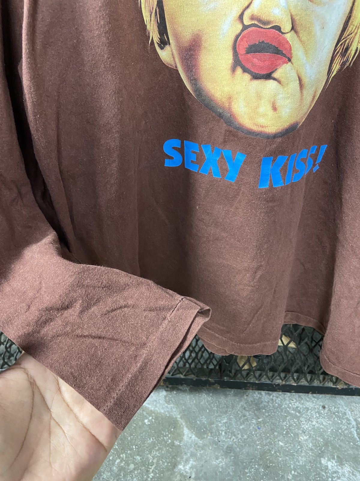 Other × Vintage 🤎SEND OFFER🤎VINTAGE SEXY KISS RARE GRAPHIC Size US L / EU 52-54 / 3 - 6 Thumbnail