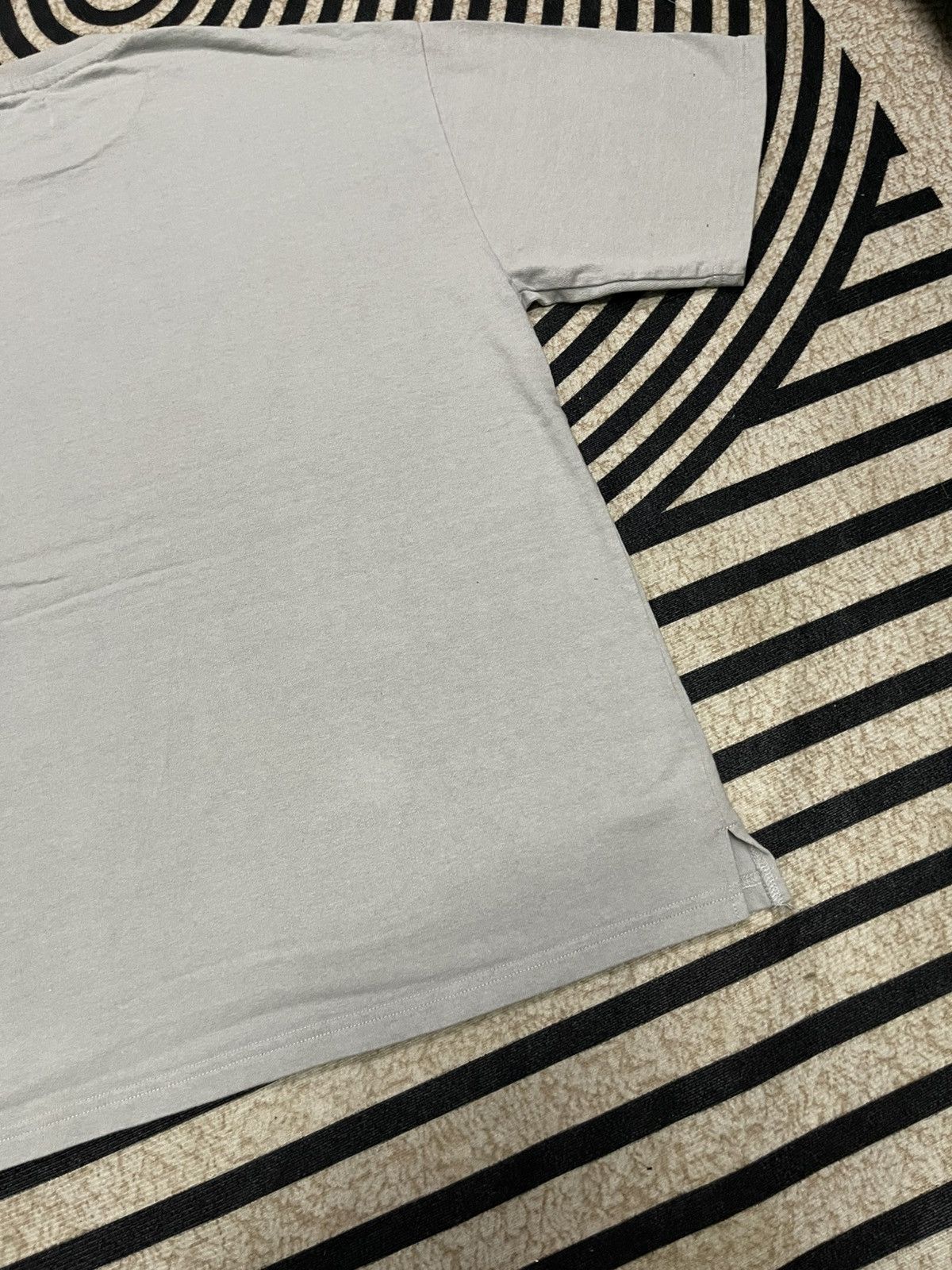 Number (N)ine 2000s NUMBER (N)INE PLAIN TSHIRT NICE DESIGN Size US L / EU 52-54 / 3 - 13 Thumbnail