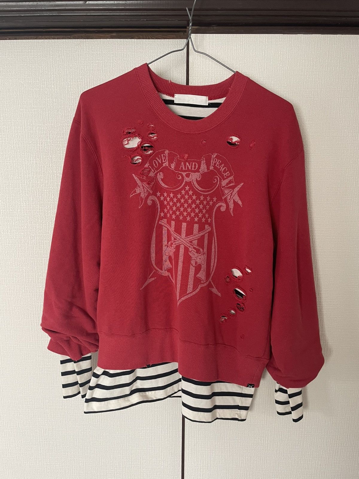 Roar 2000s roar guns distressed red& striped layerling Size US M / EU 48-50 / 2 - 1 Thumbnail