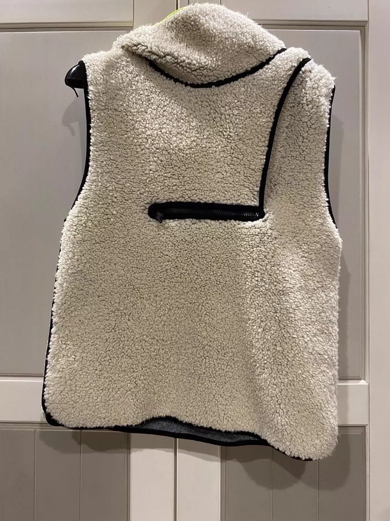 Louis Vuitton Louis Vuitton vest 2505-Nextarrow Size S / US 4 / IT 40 - 1 Thumbnail