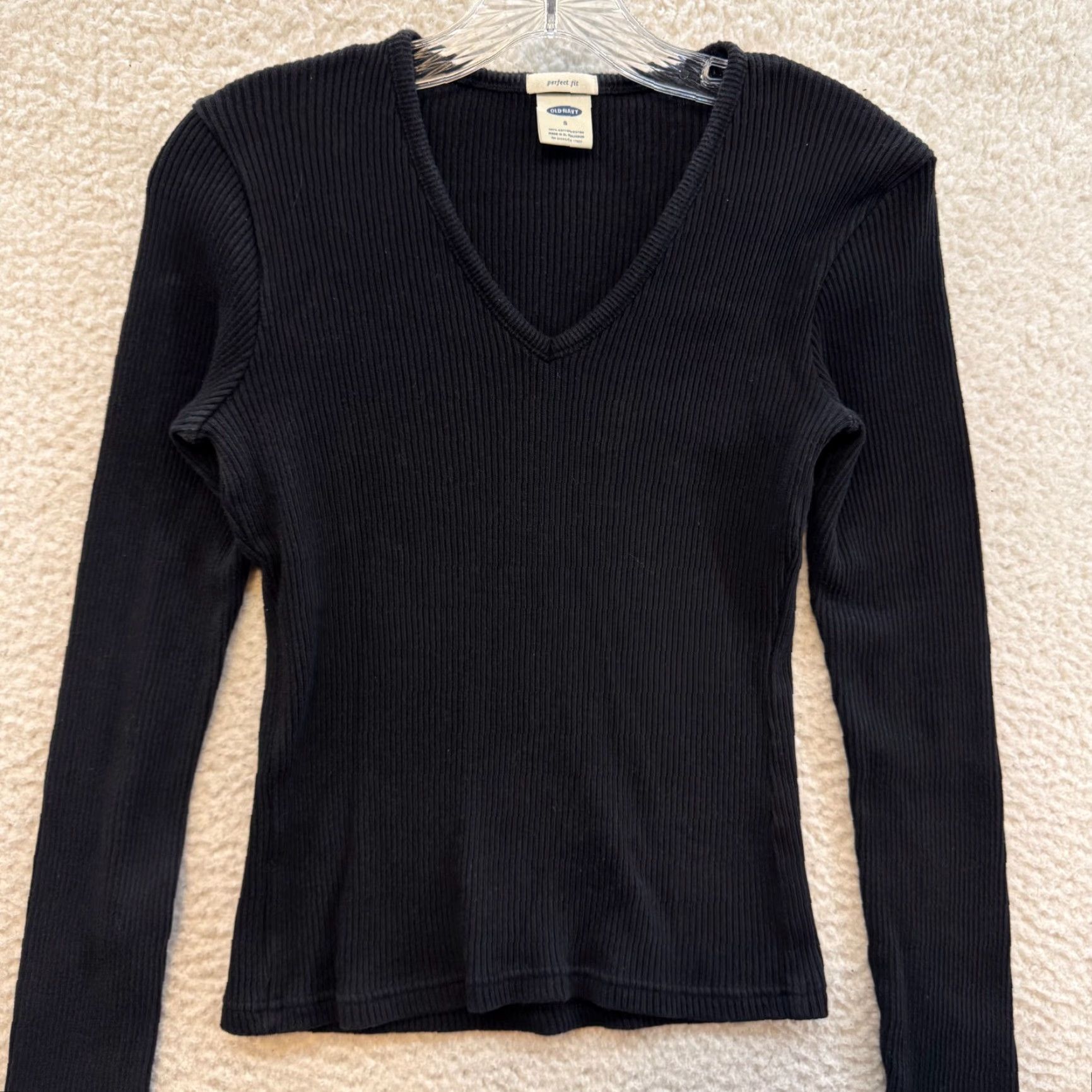 Old Navy VINTAGE Y2K Black Long Sleeve Shirt XS Small Rib Knit V-Neck Basic Minimalist Size S / US 4 / IT 40 - 3 Thumbnail