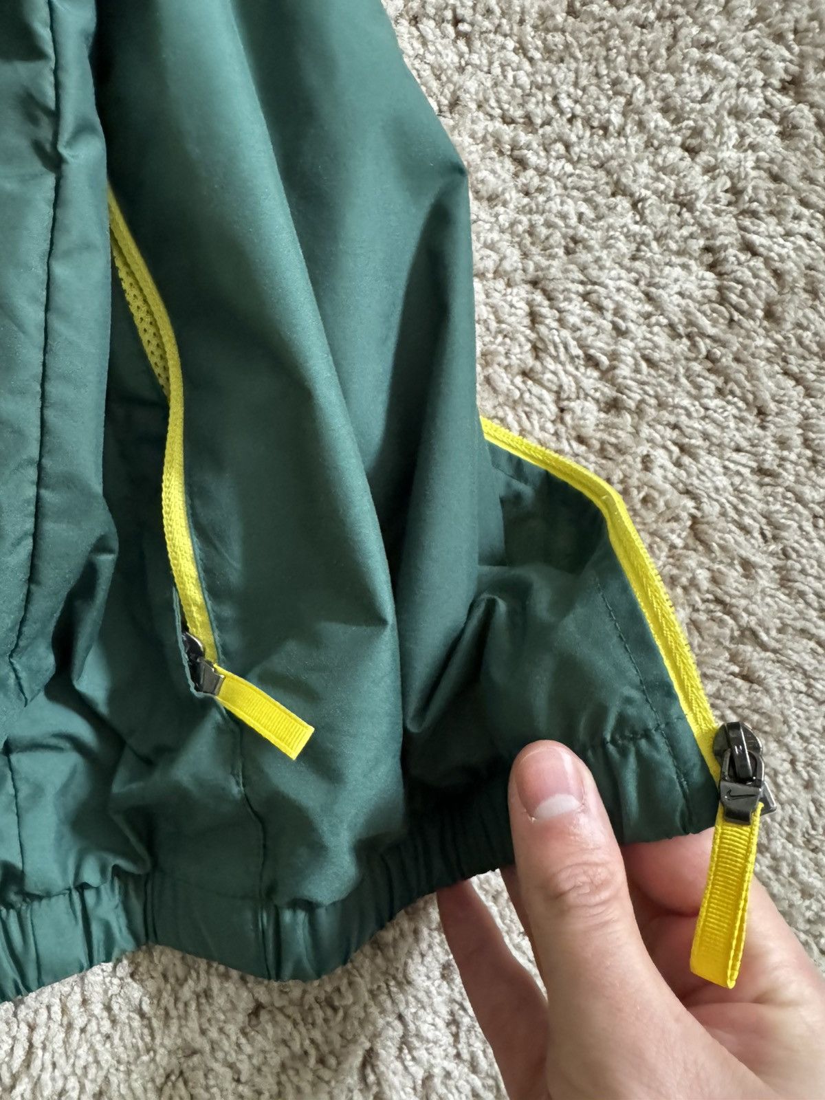 Nike Vintage Nike University of Oregon Ducks Windbreaker Jacket Size US XL / EU 56 / 4 - 6 Thumbnail