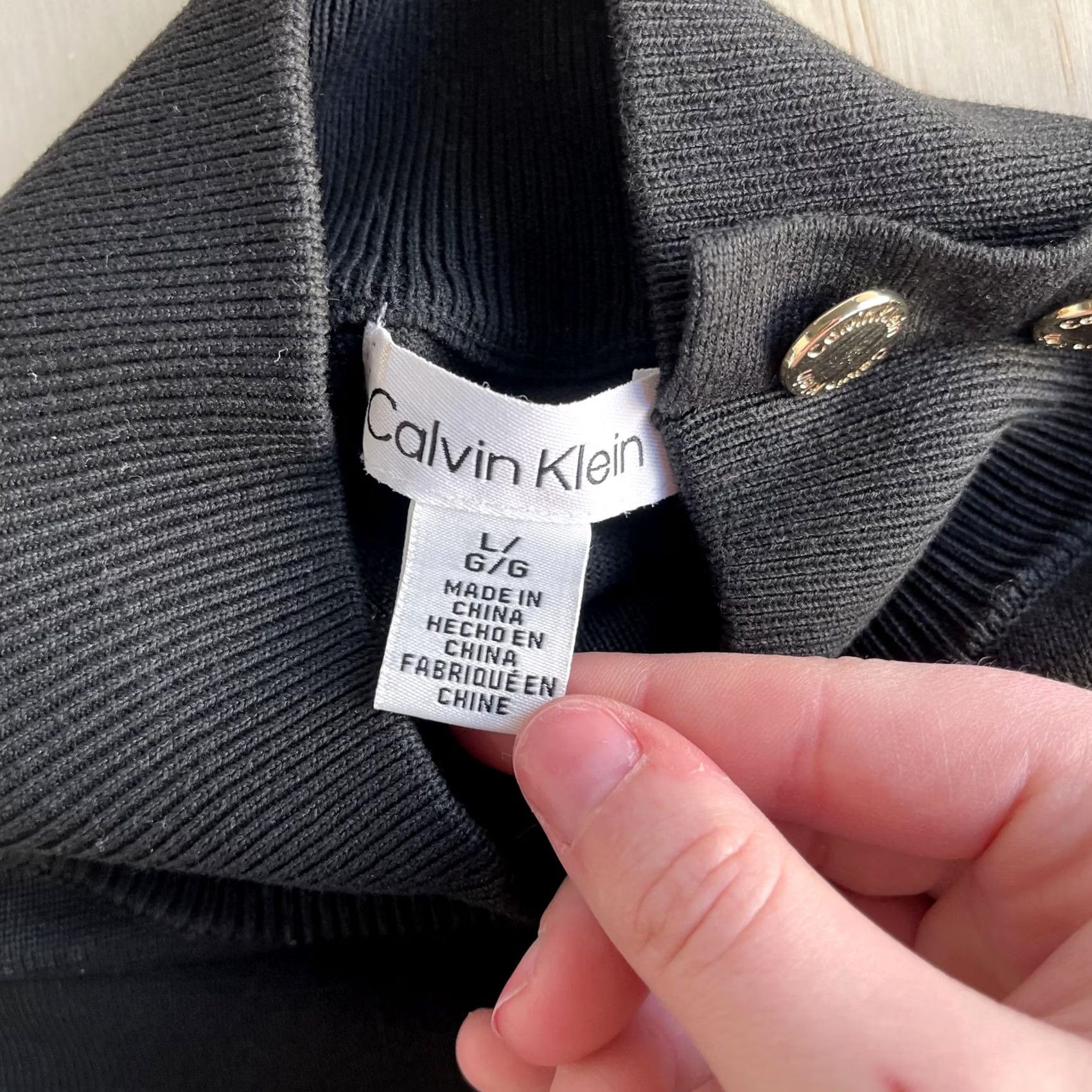 Calvin Klein Calvin Klein Sweater Womens Large Black Mock Neck Button Shoulder Knit Pullover Size L / US 10 / IT 46 - 4 Thumbnail